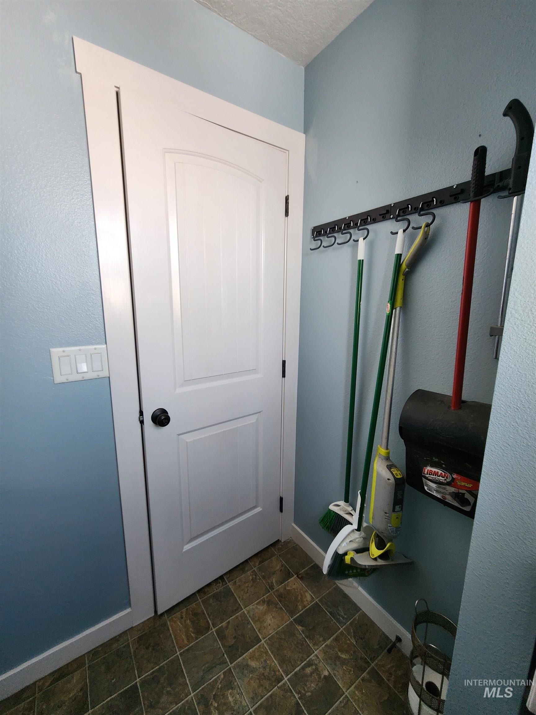 3614 E Amity Ave Property Photo 25