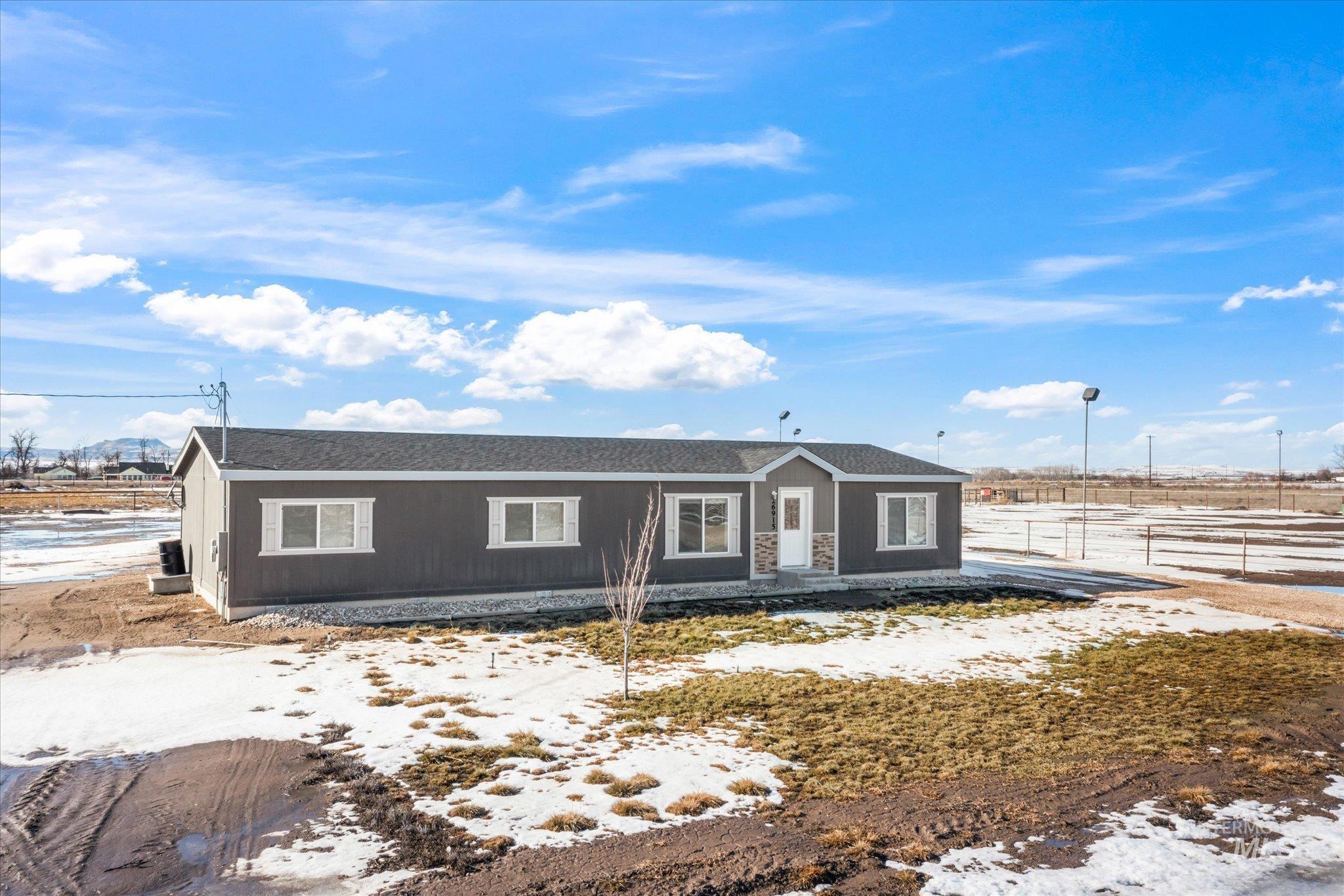26915 Chips Ln Property Photo