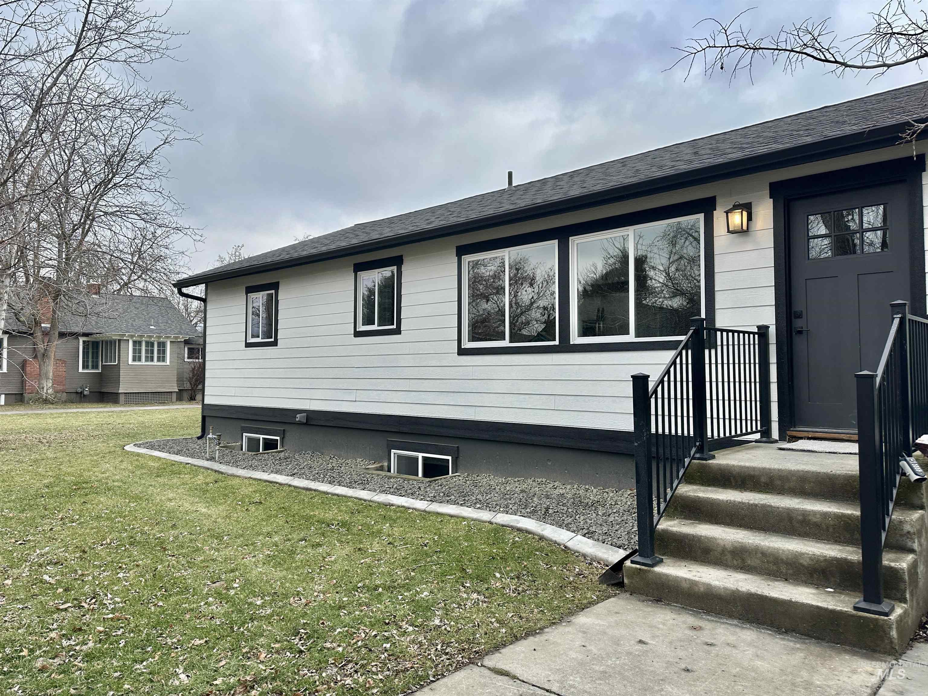 1111 7th Street Property Photo 19