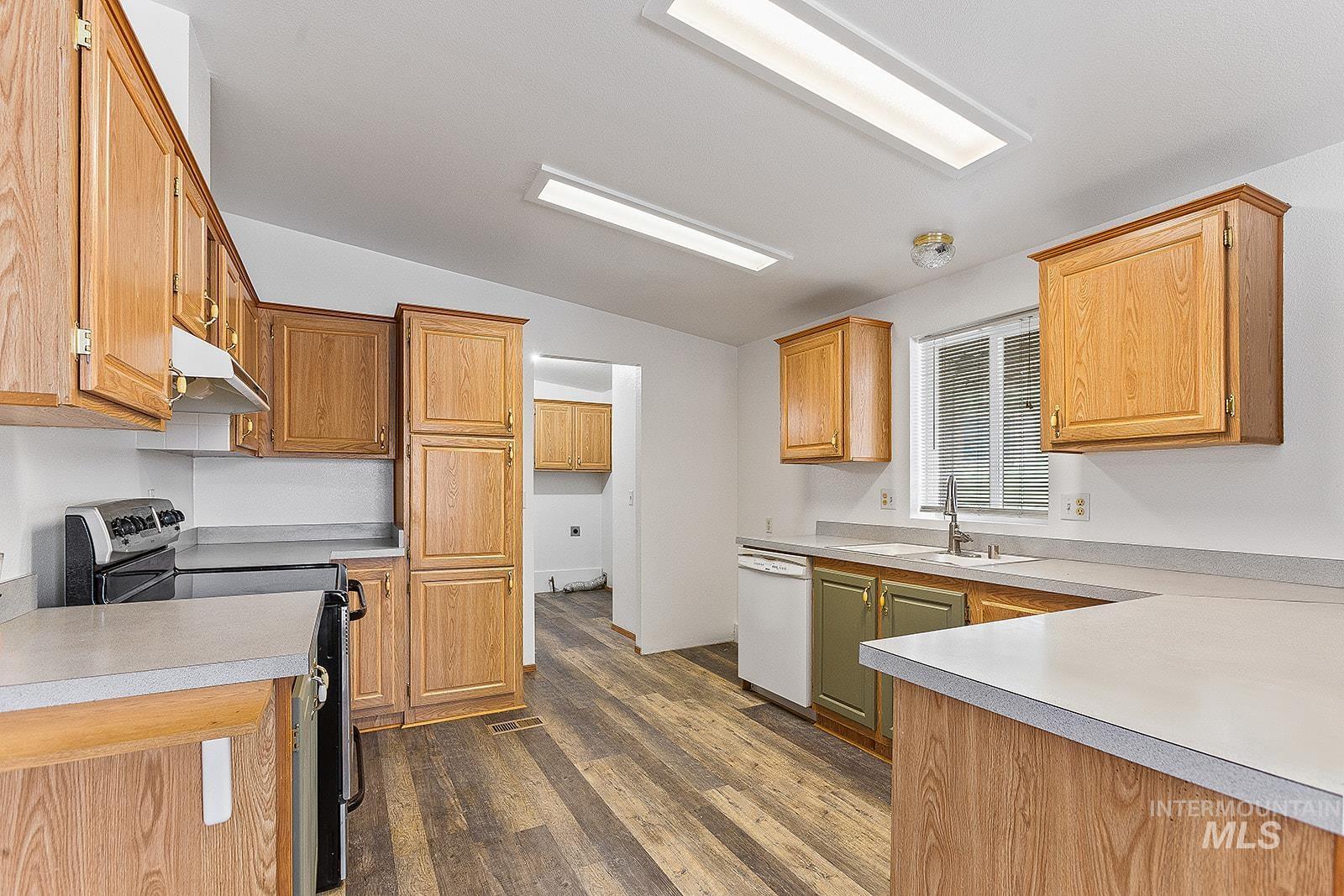 2015 6th Avenue Property Photo 4
