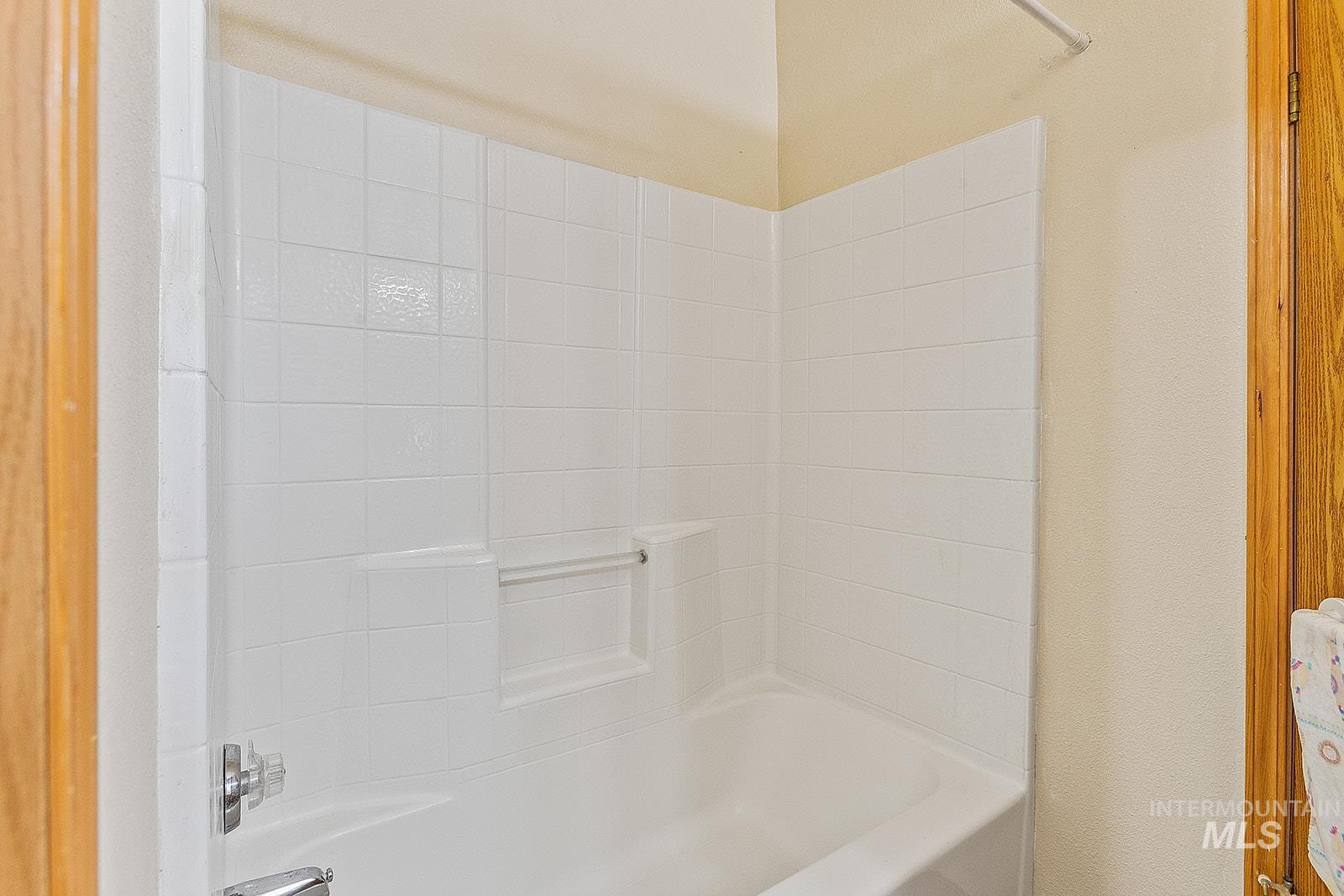 2015 6th Avenue Property Photo 13
