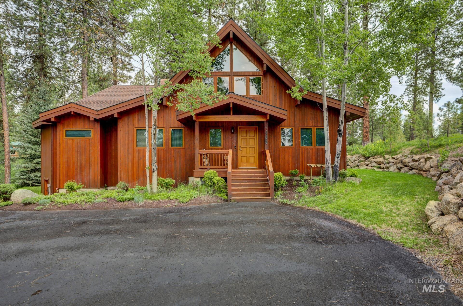 4000 Vardon Rd Property Photo