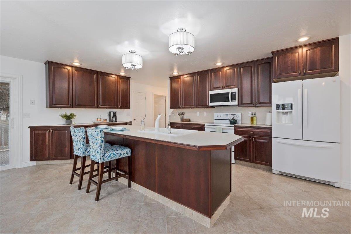 170 Toner Dr Property Photo 11