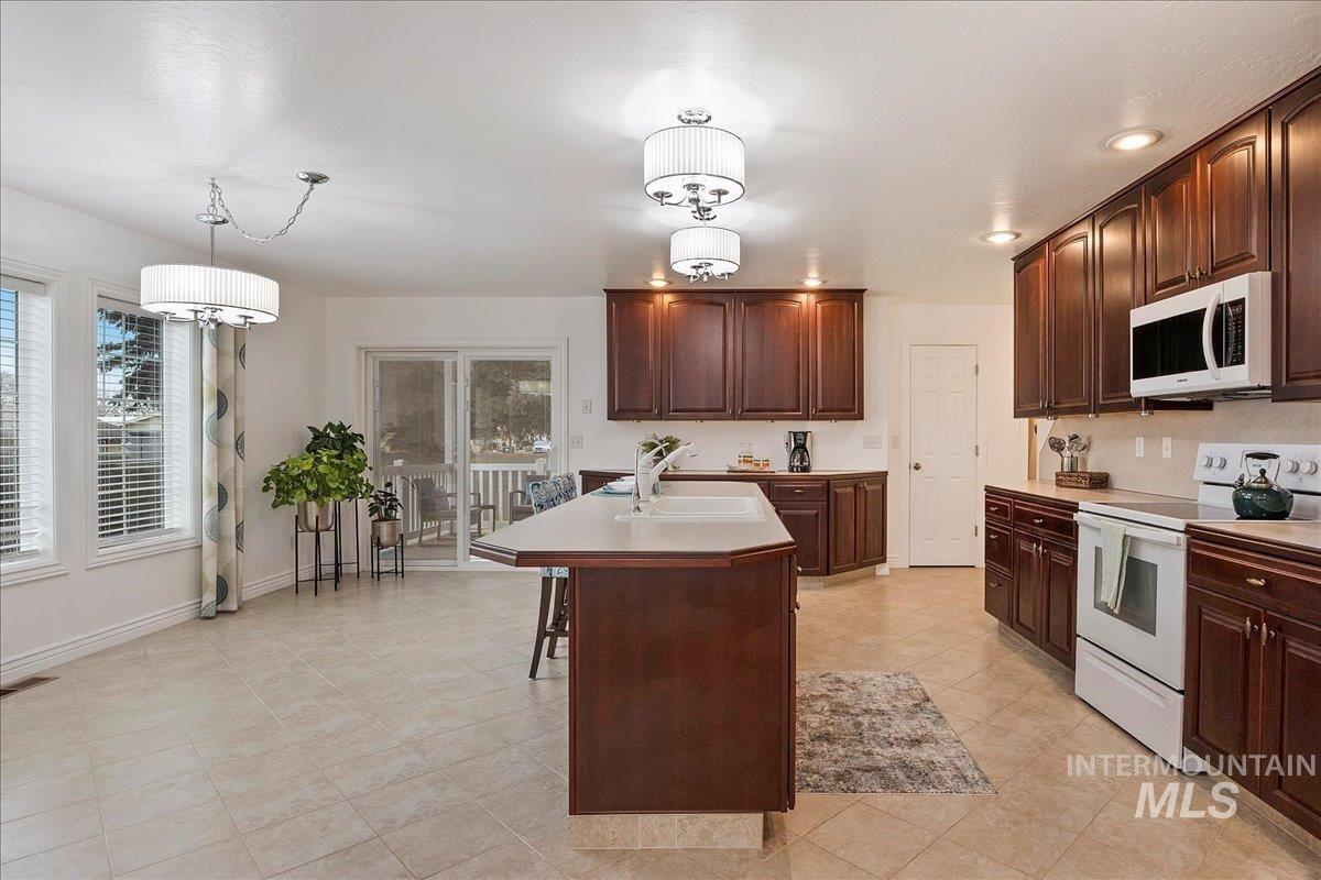 170 Toner Dr Property Photo 15