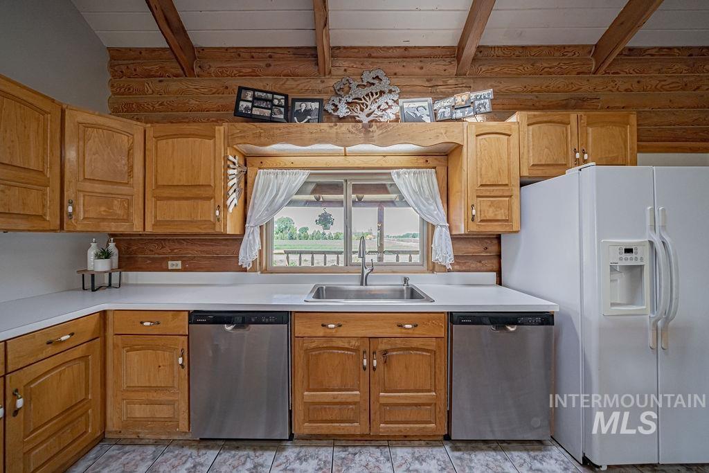 577 N 4200 E Property Photo 13