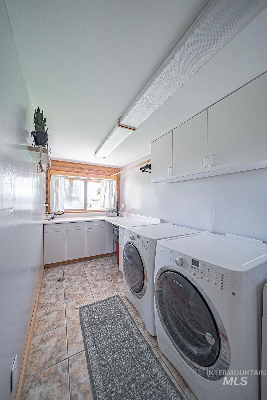 577 N 4200 E Property Photo 32