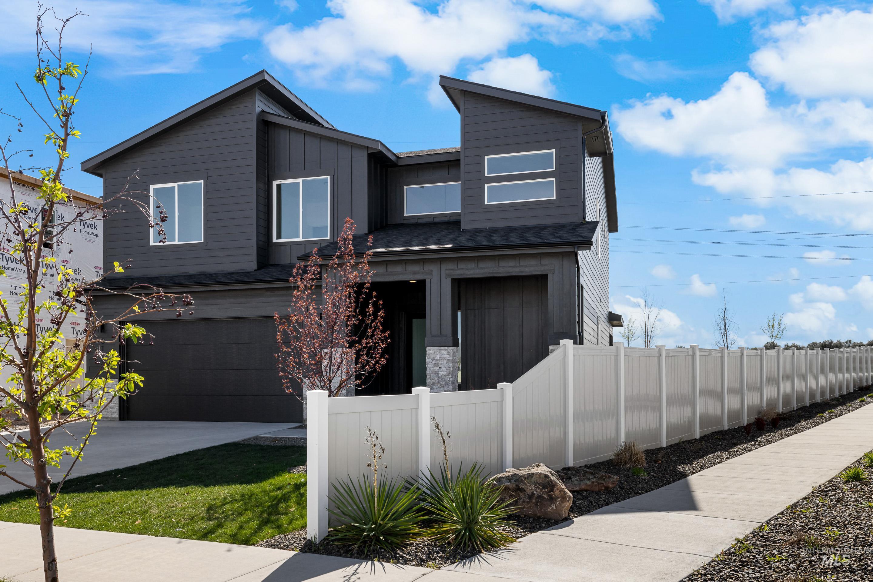 8113 Granite Ridge Property Photo