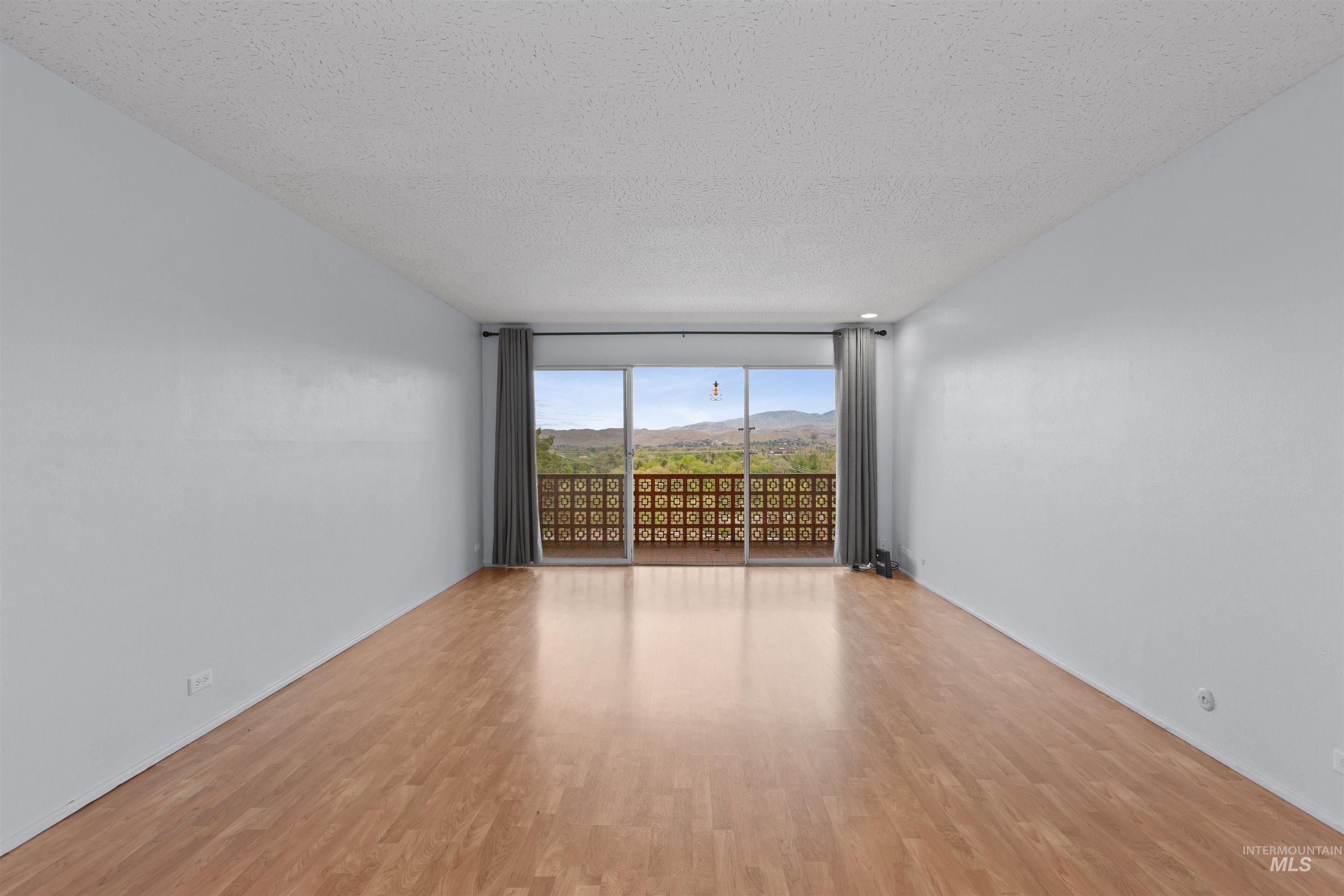 3701 W. Crescent Rim Property Photo 10