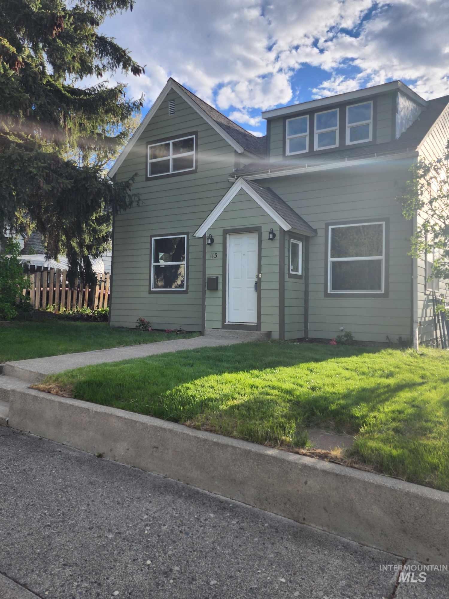 113 N Jackson Property Photo