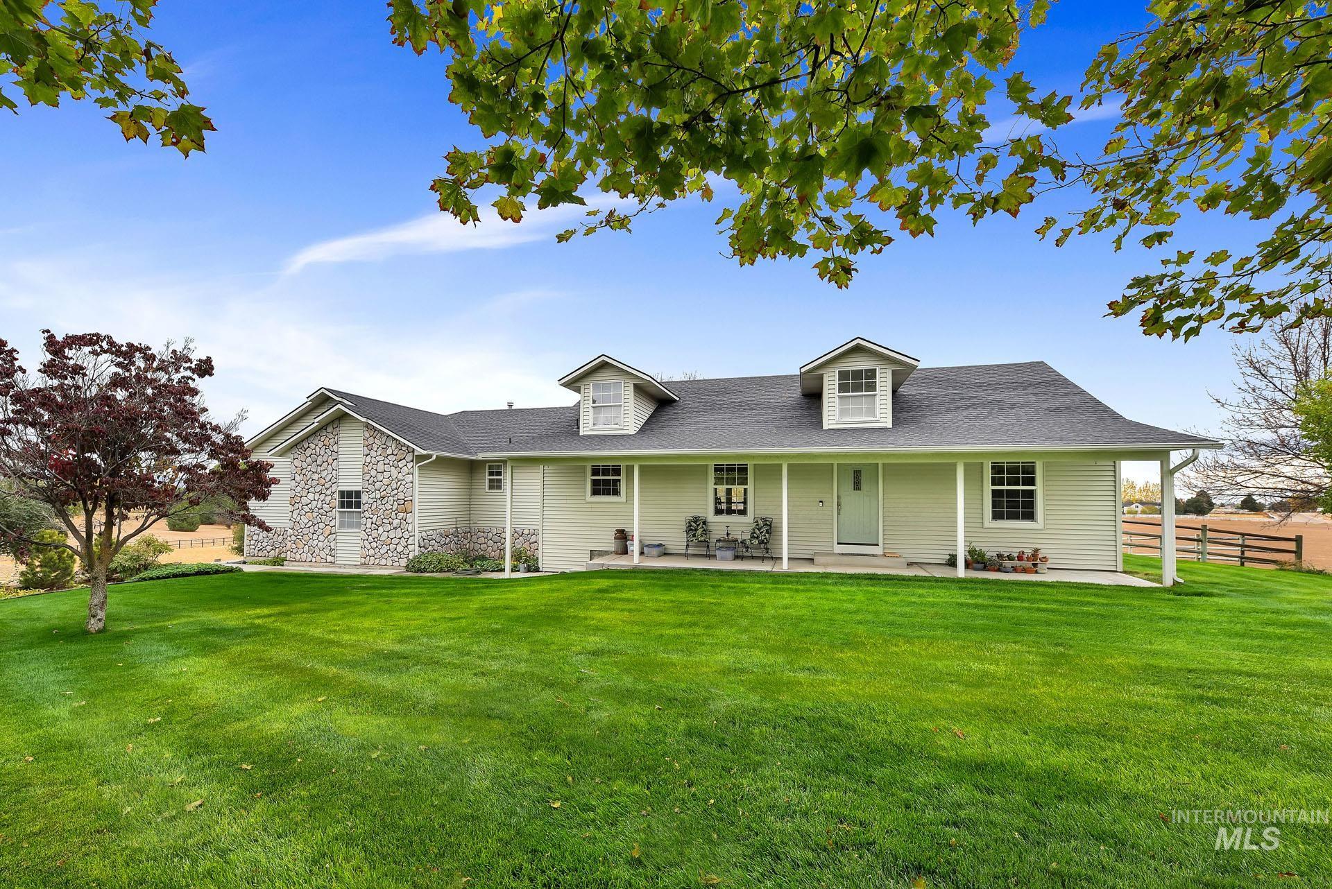 Benchmark Estates Real Estate Listings Main Image