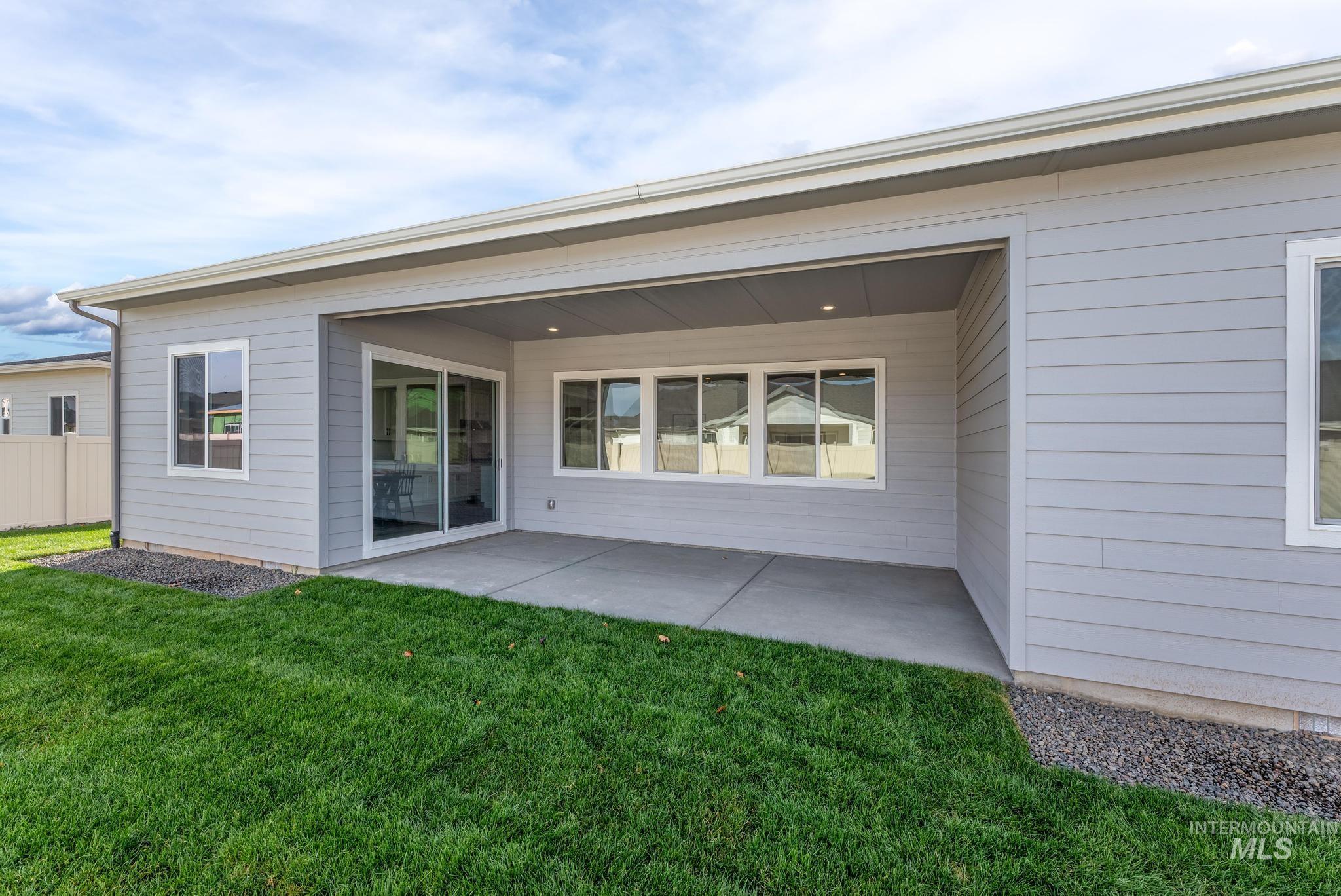 11134 W Threadgrass St Property Photo 11
