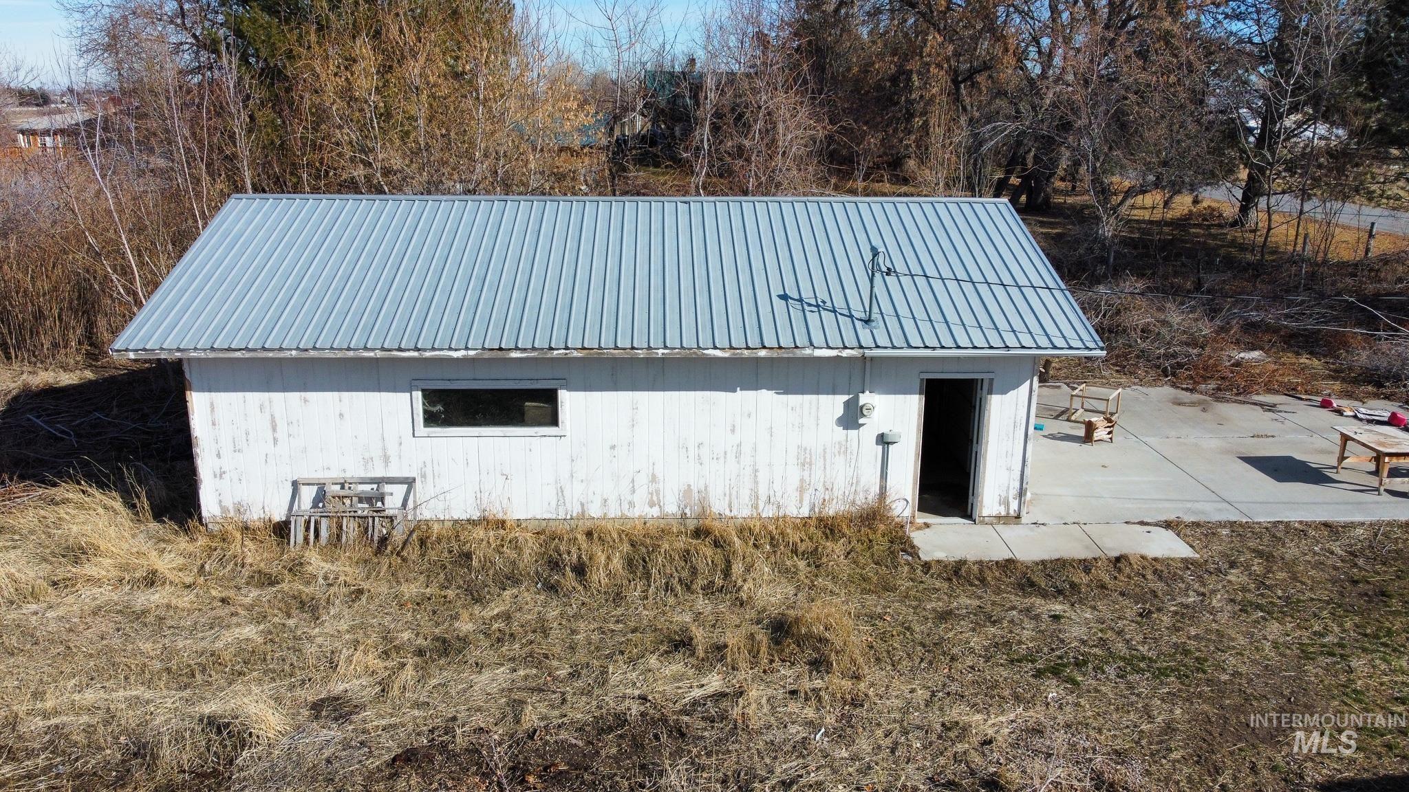 120 North St Property Photo 4
