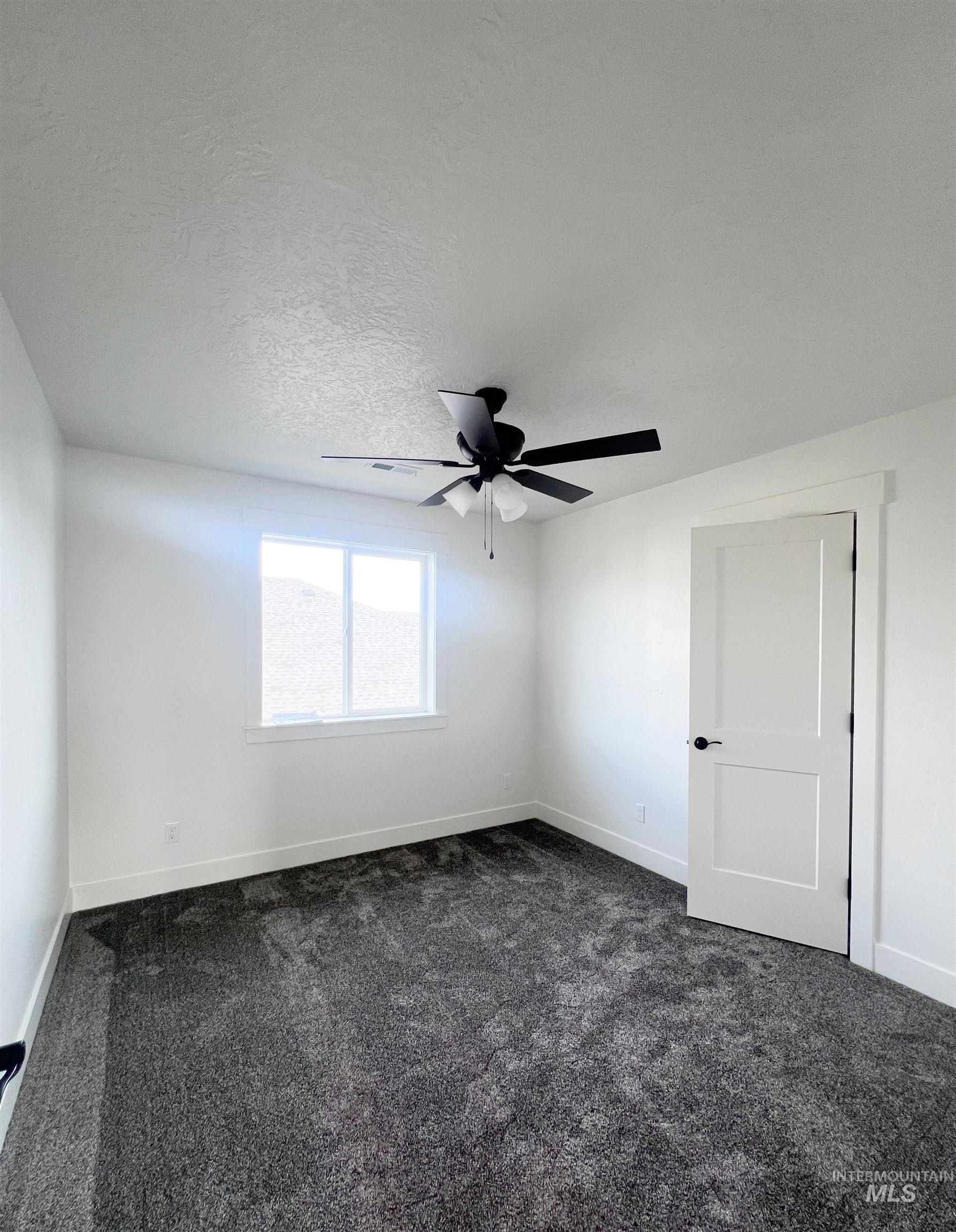 1400 W Caravan St Property Photo 26