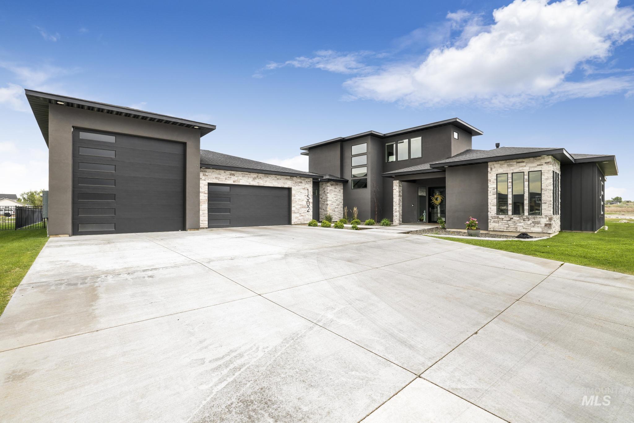 1502 Clear Creek Loop Property Photo