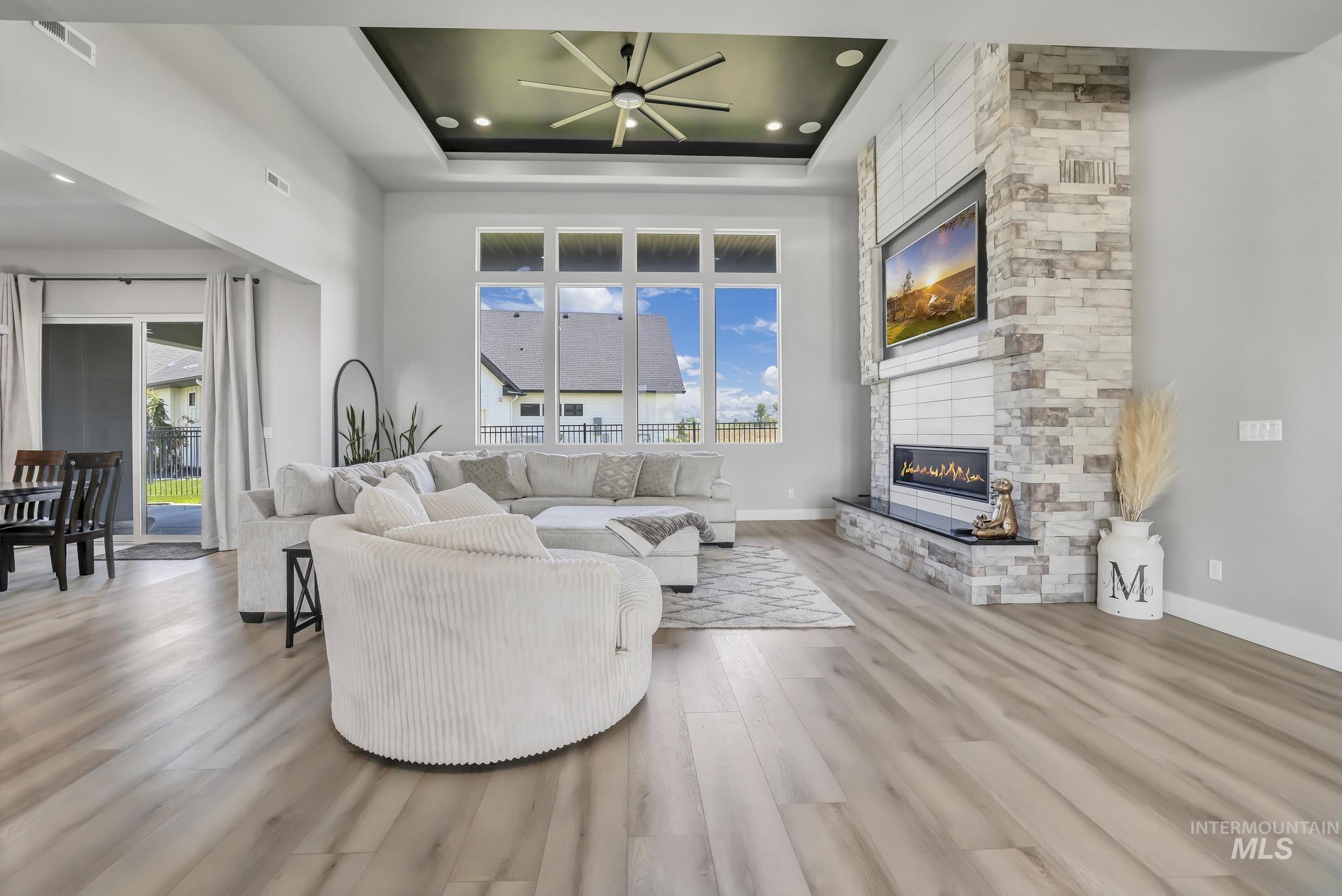 1502 Clear Creek Loop Property Photo 6