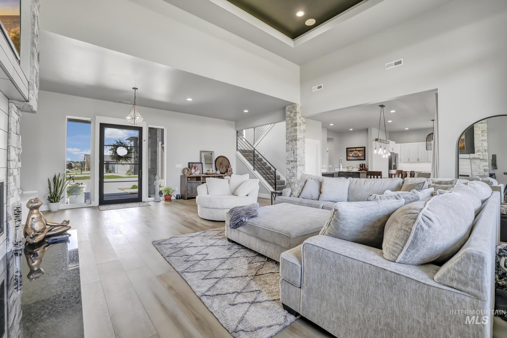 1502 Clear Creek Loop Property Photo 11