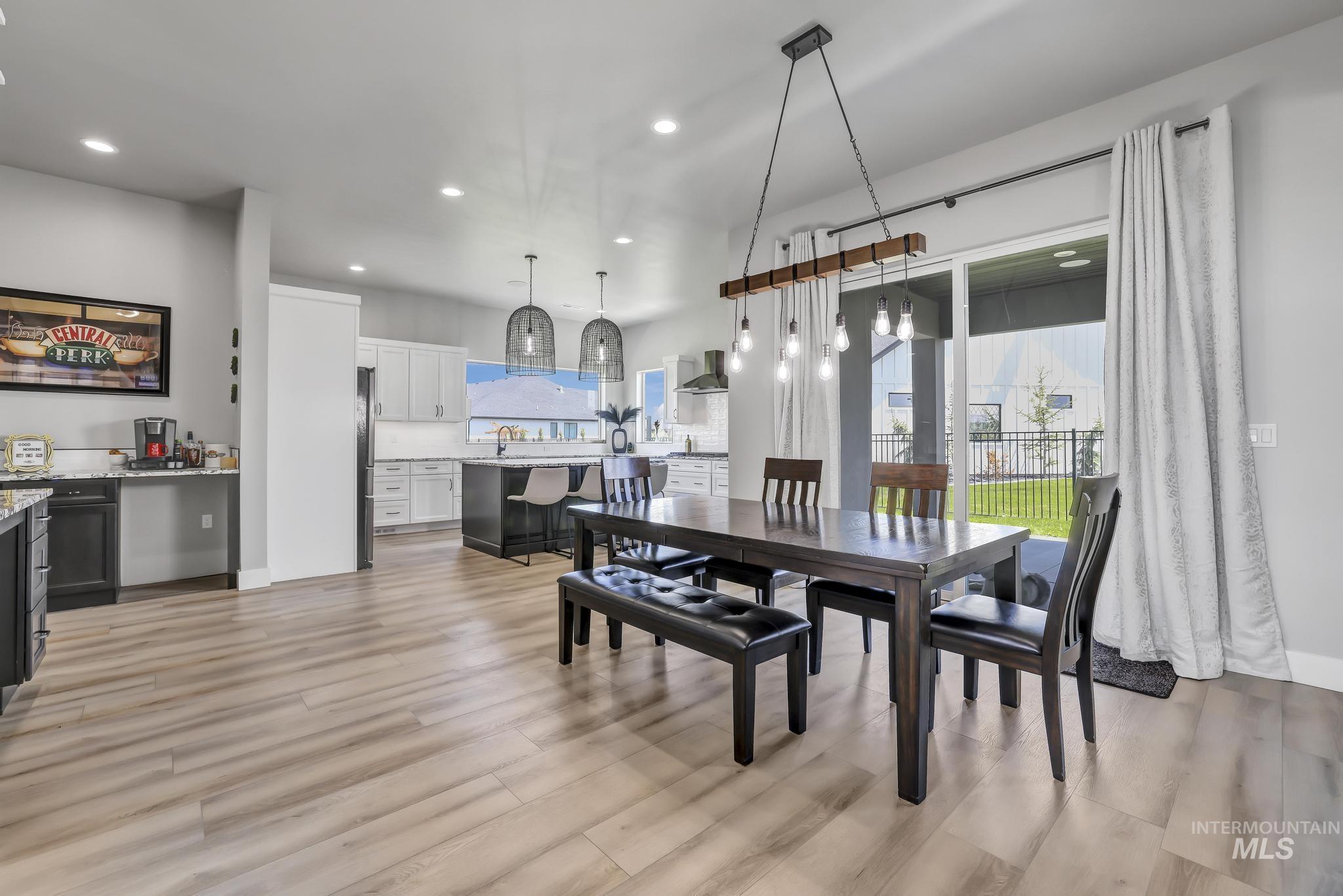 1502 Clear Creek Loop Property Photo 17
