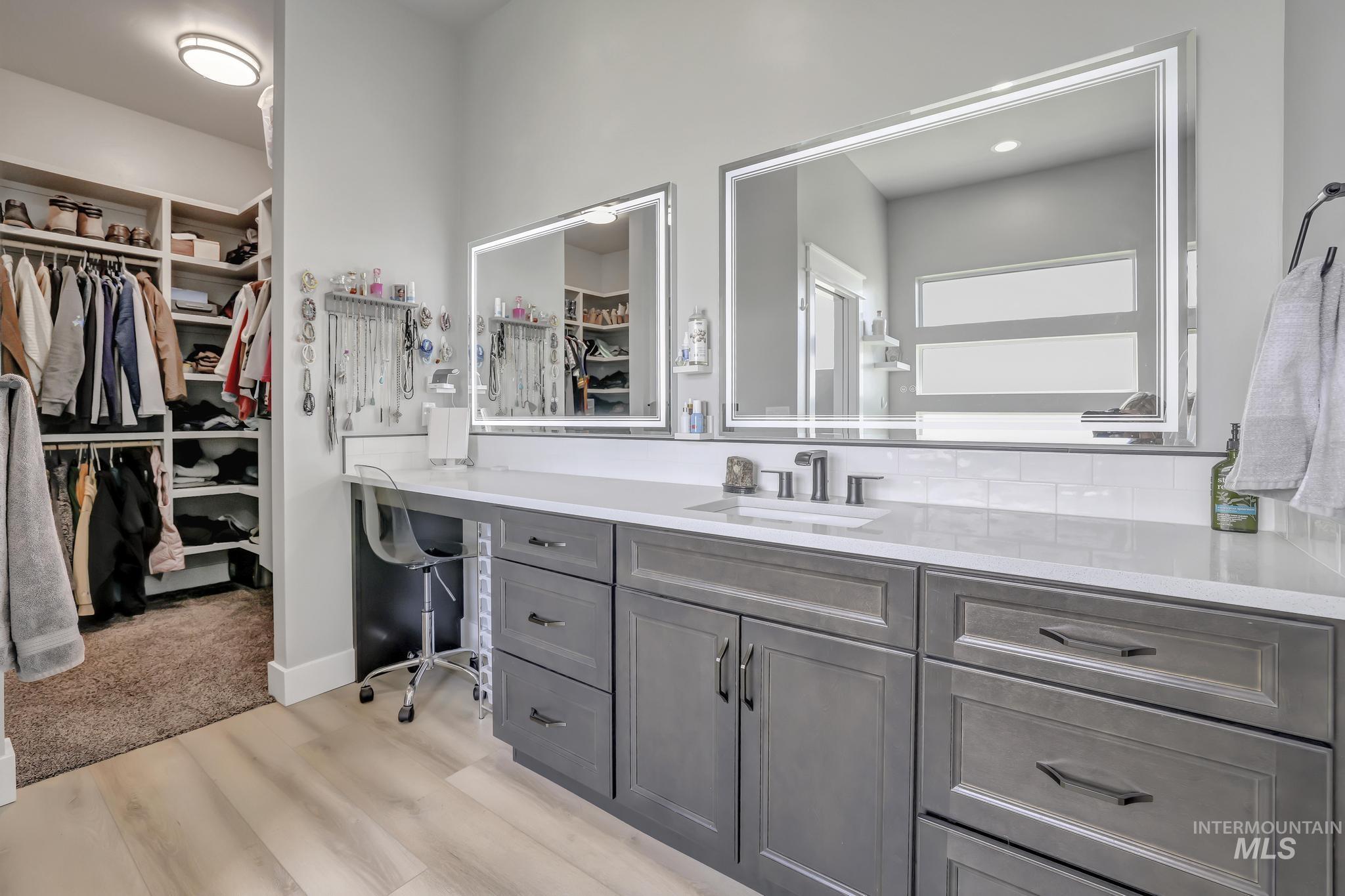 1502 Clear Creek Loop Property Photo 30