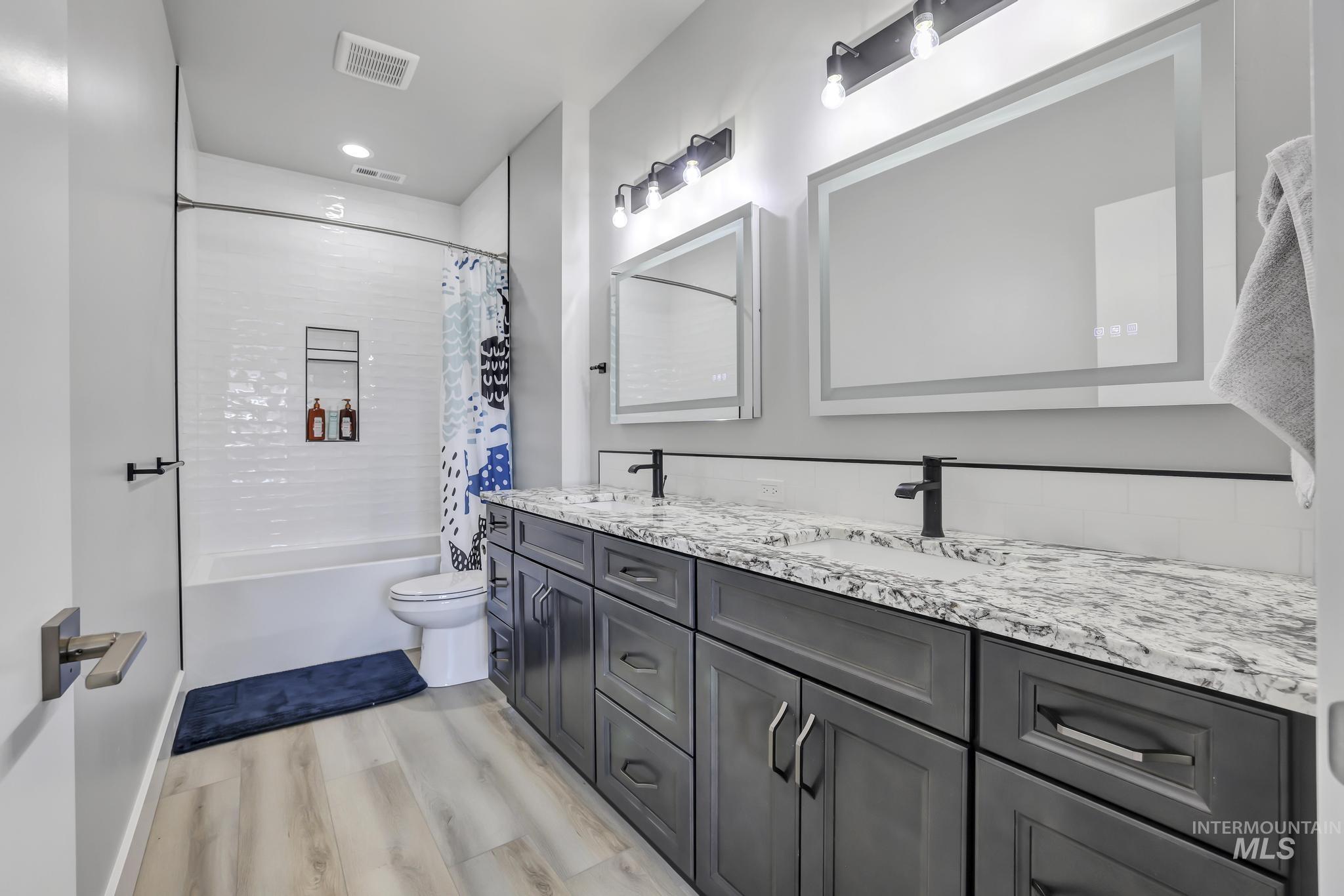 1502 Clear Creek Loop Property Photo 36