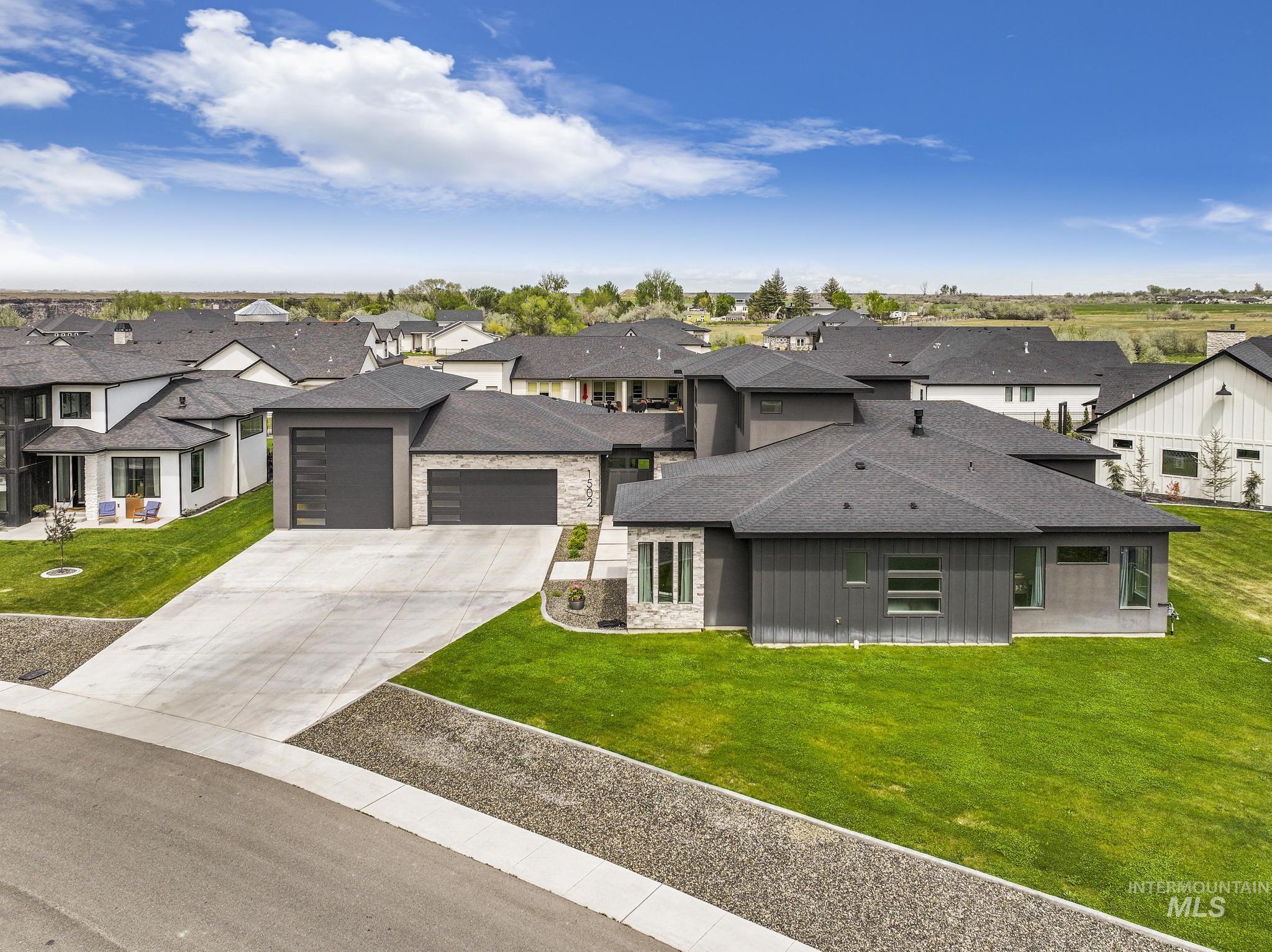 1502 Clear Creek Loop Property Photo 48