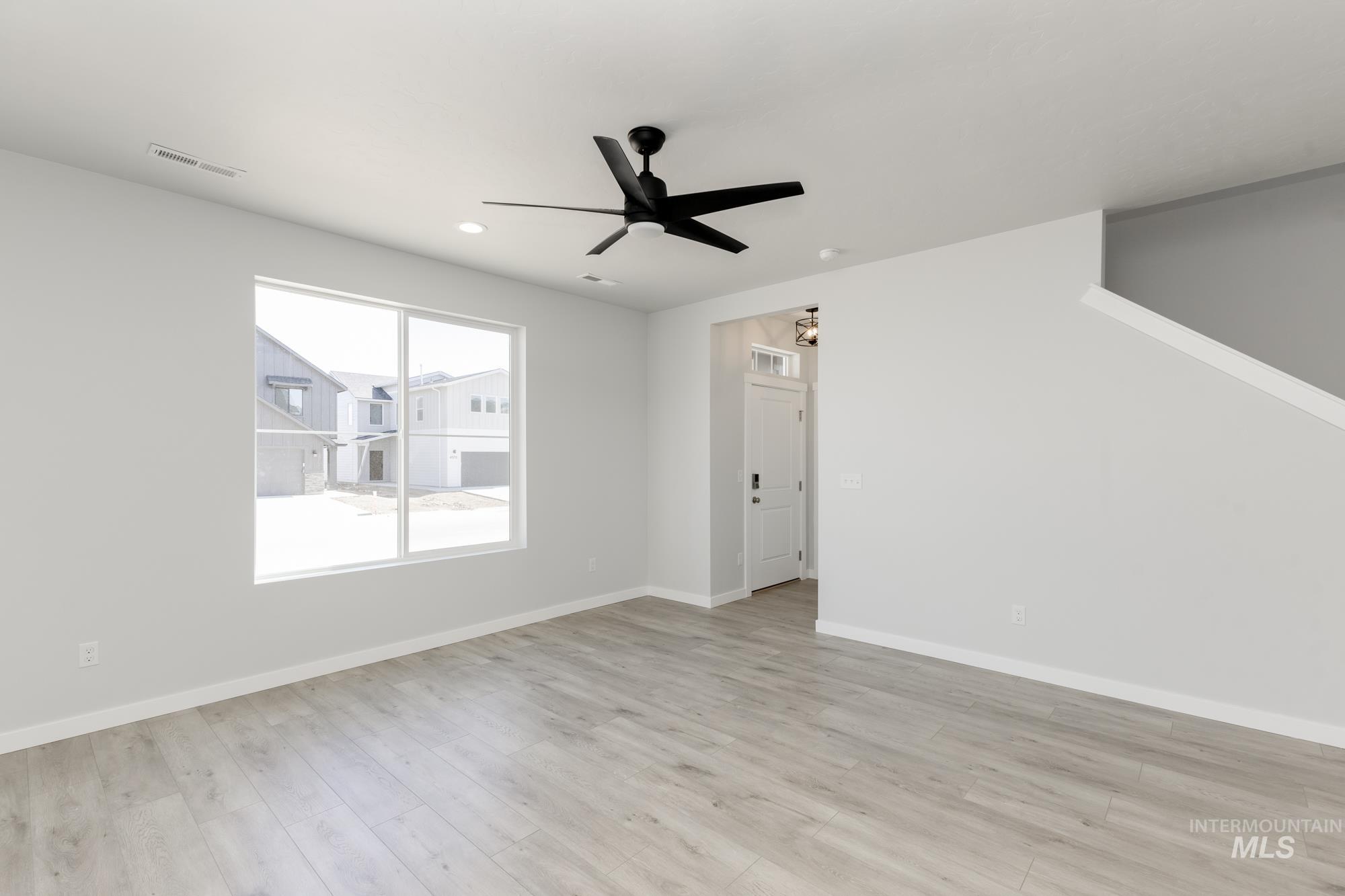 4391 N Magical Creek Ave Property Photo 3