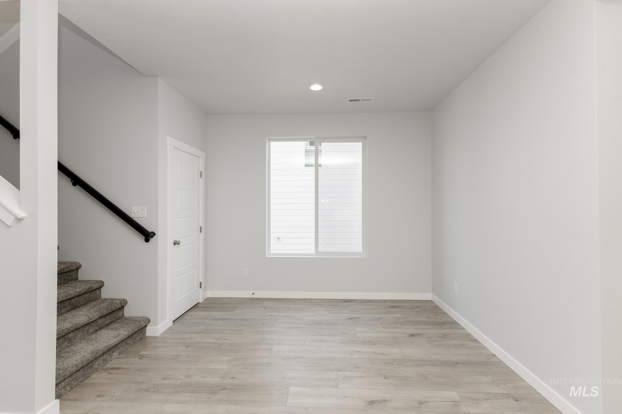 4391 N Magical Creek Ave Property Photo 9