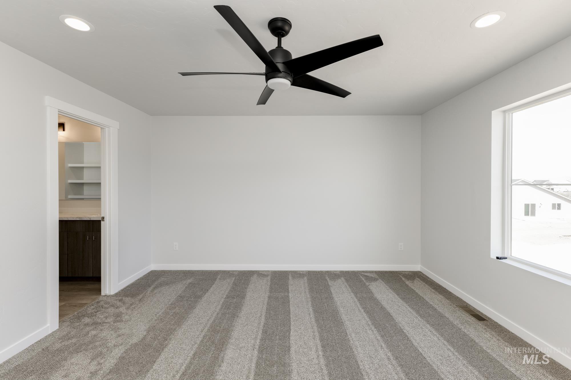 4391 N Magical Creek Ave Property Photo 19