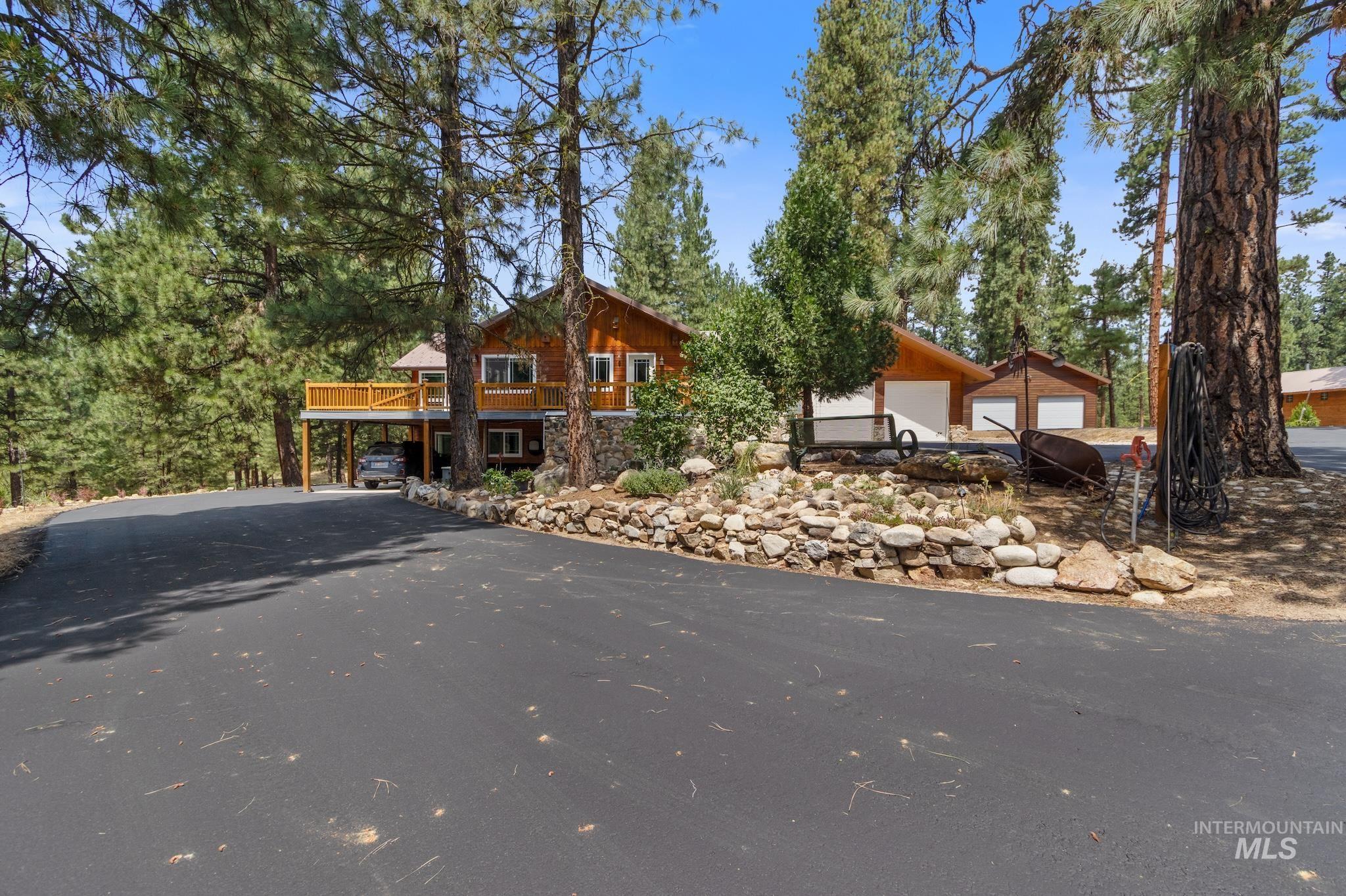 8 Bull Pine Road Property Photo 1