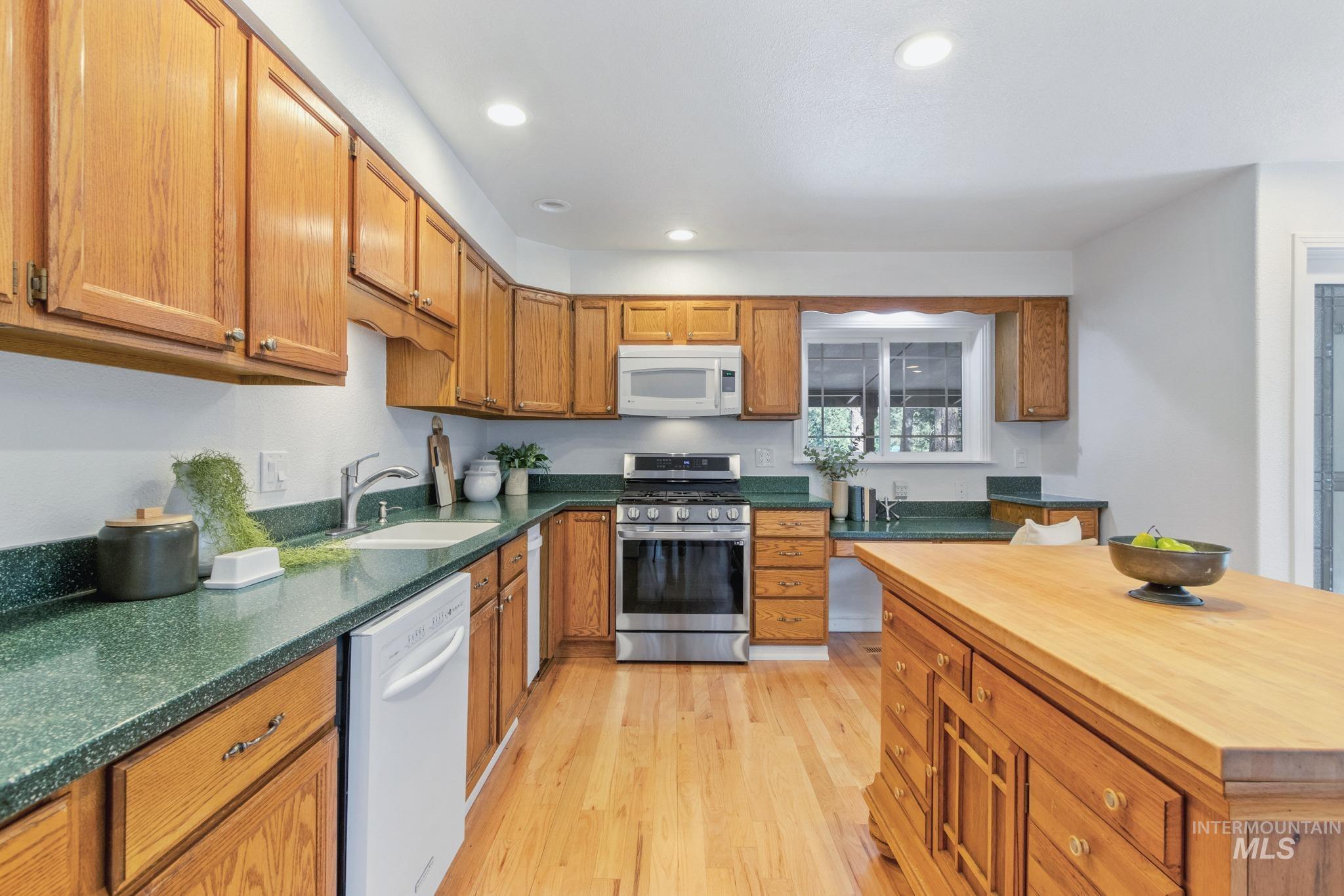 8 Bull Pine Road Property Photo 12