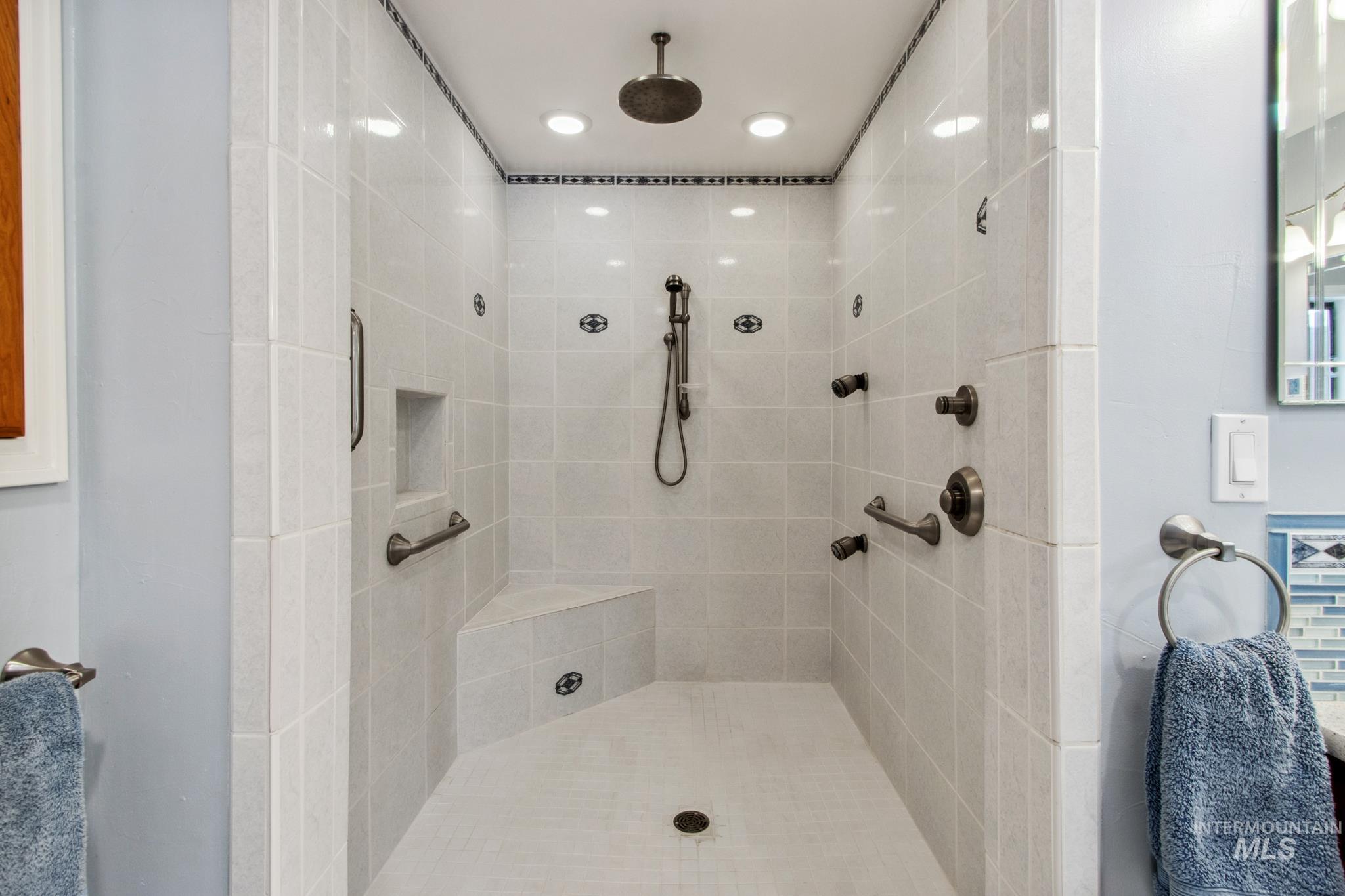 8 Bull Pine Road Property Photo 36