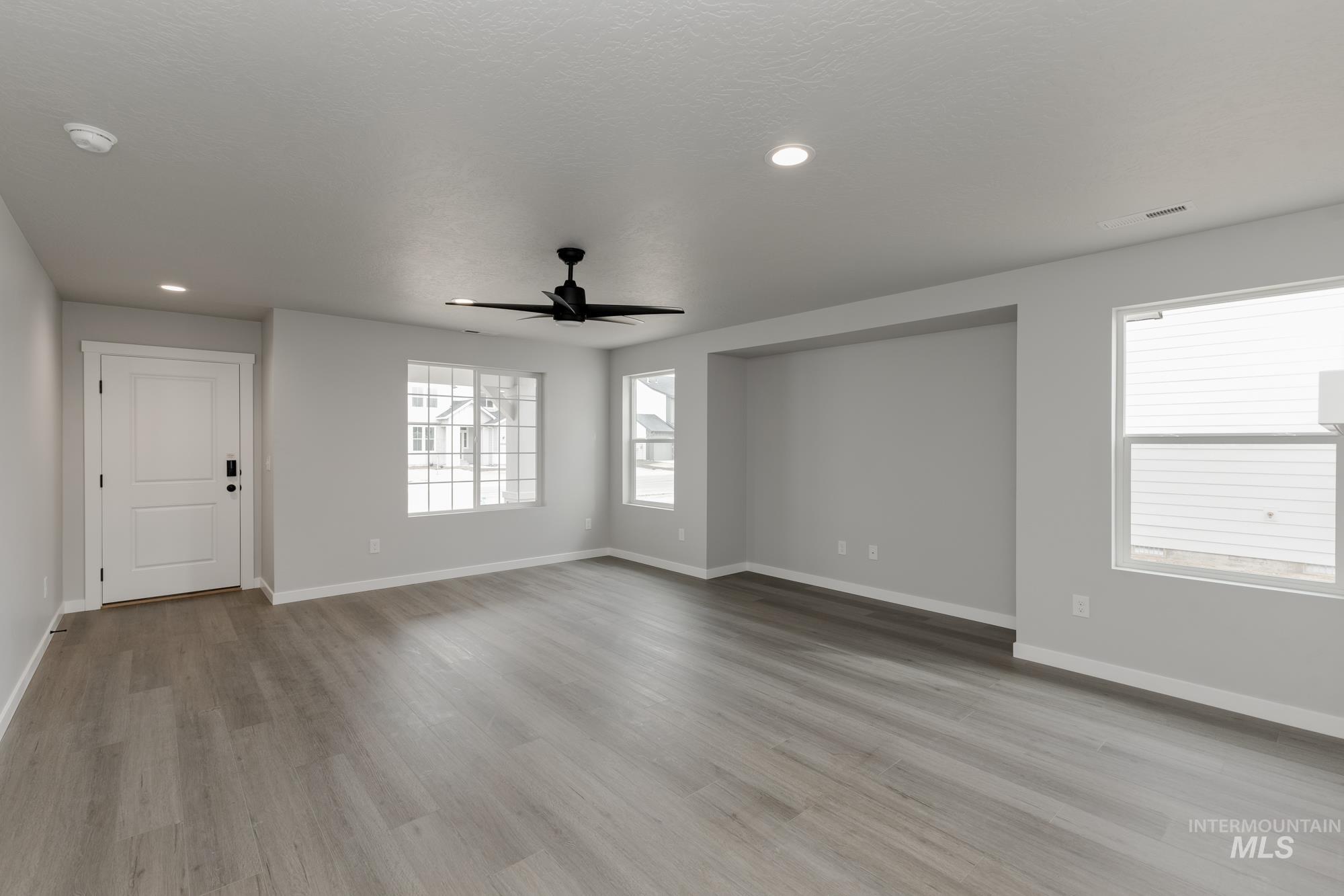 8161 E Red Horse St Property Photo 3