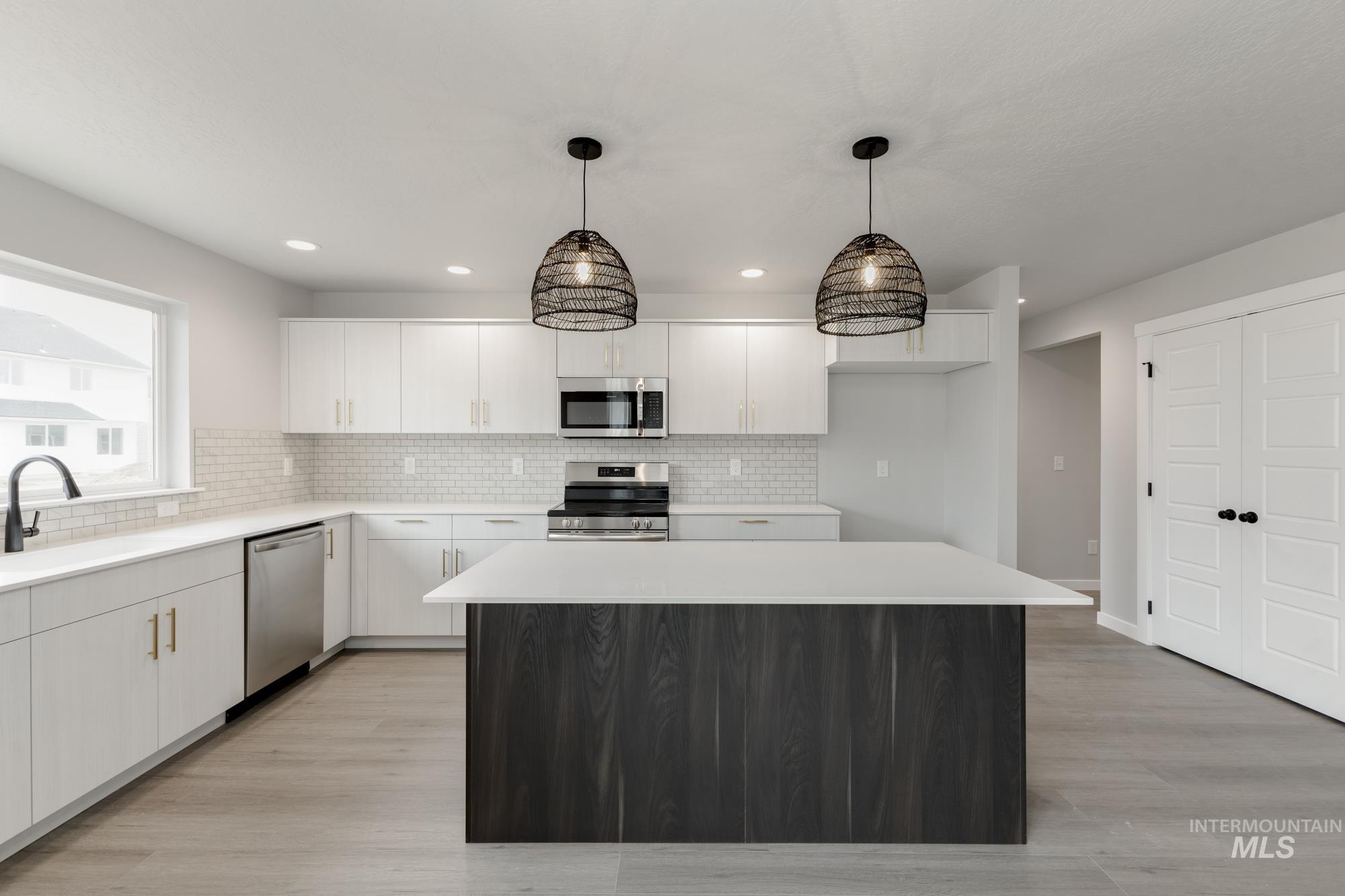 8161 E Red Horse St Property Photo 4