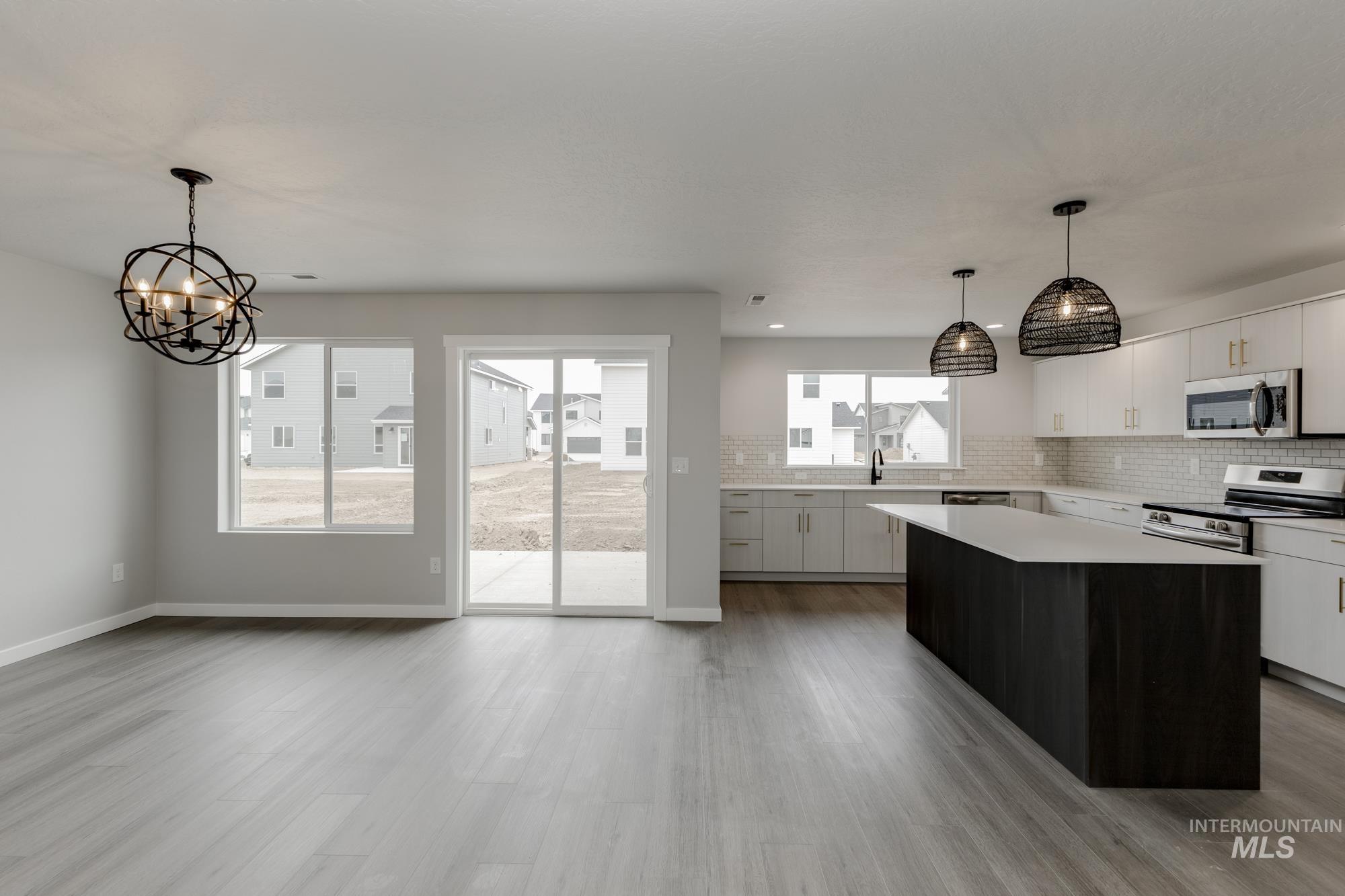 8161 E Red Horse St Property Photo 8