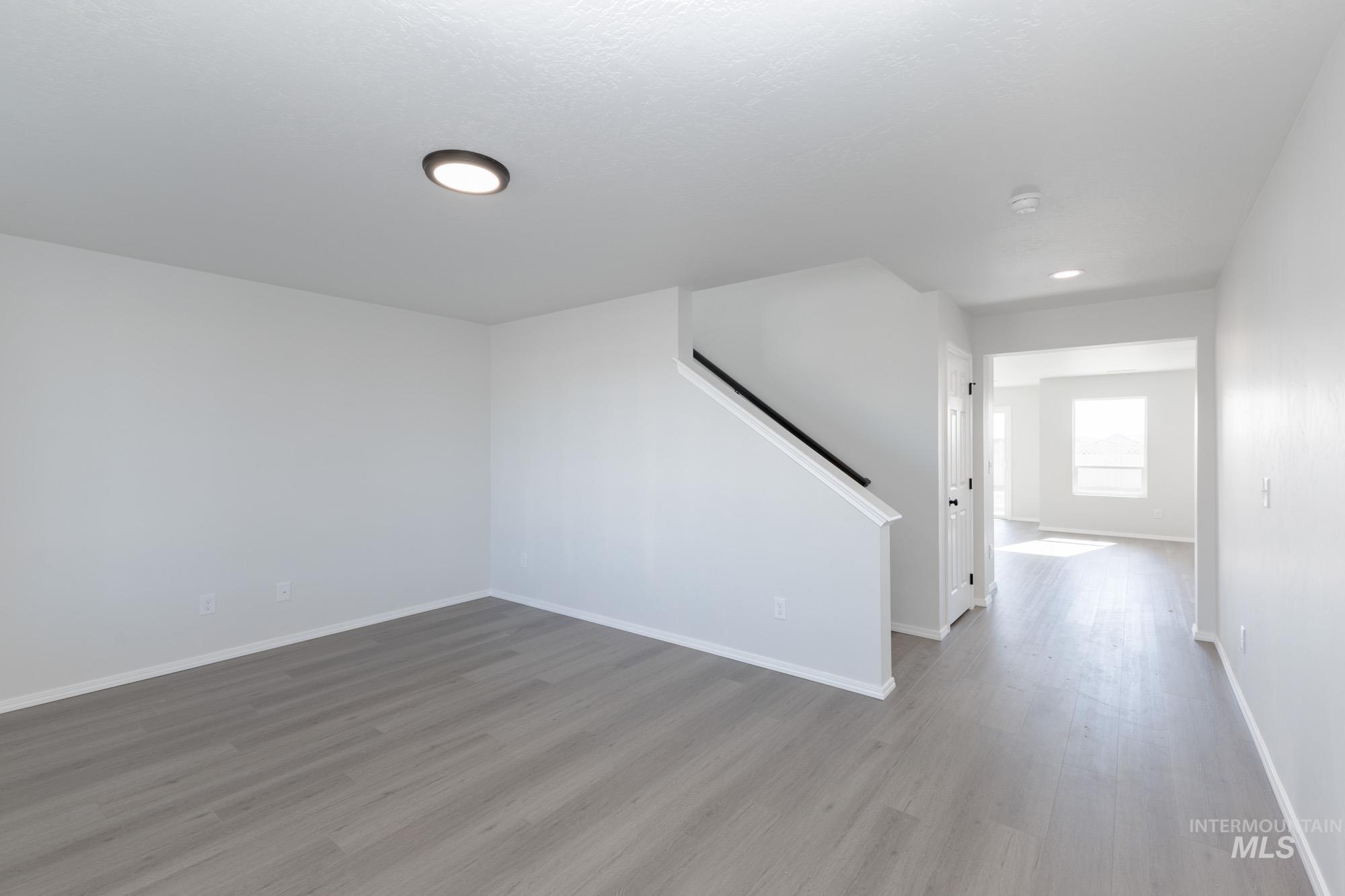 11195 Cart St Property Photo 13
