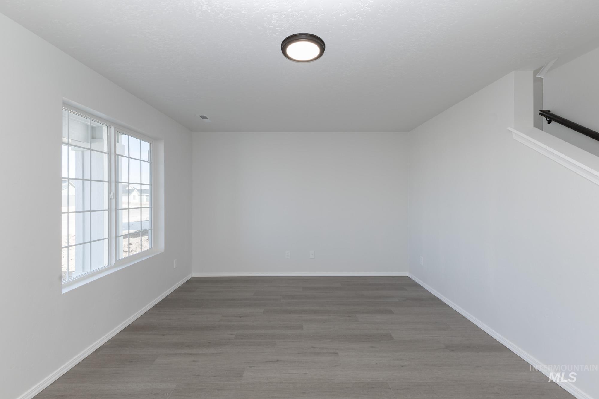 11195 Cart St Property Photo 14