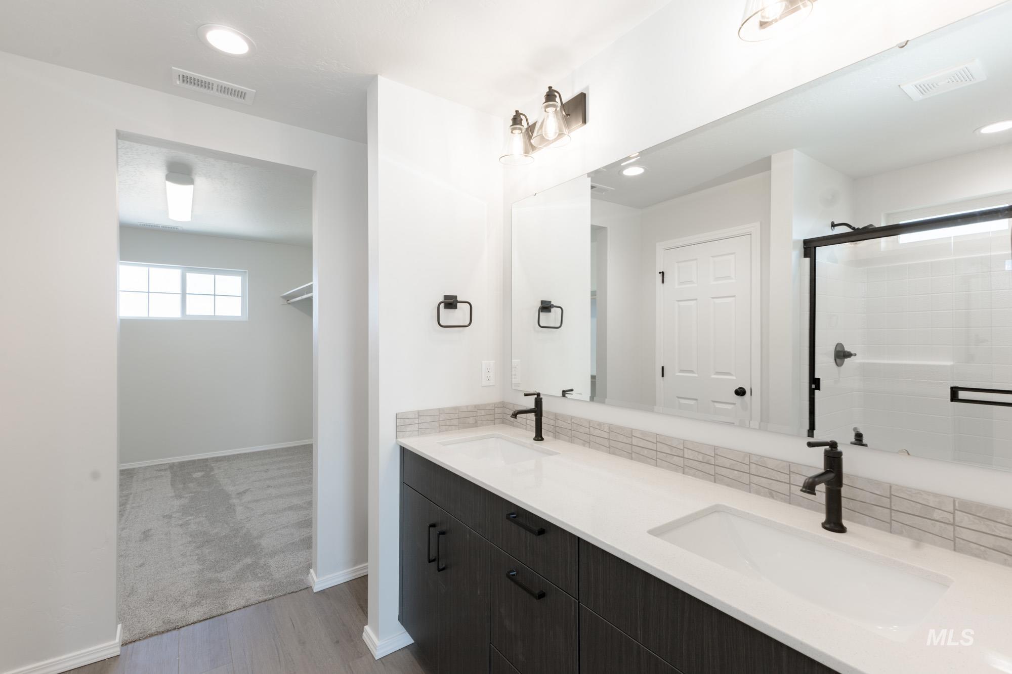 11195 Cart St Property Photo 20