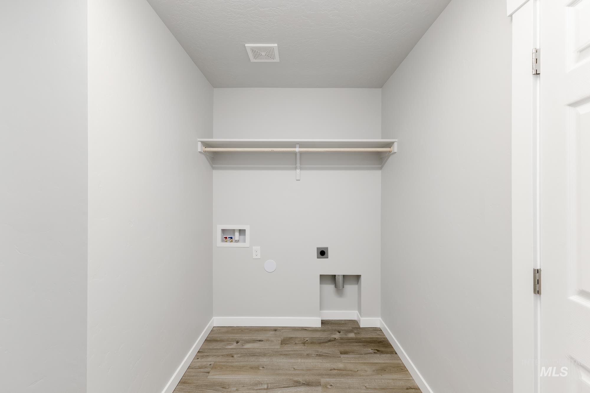 11122 Canvas St Property Photo 15