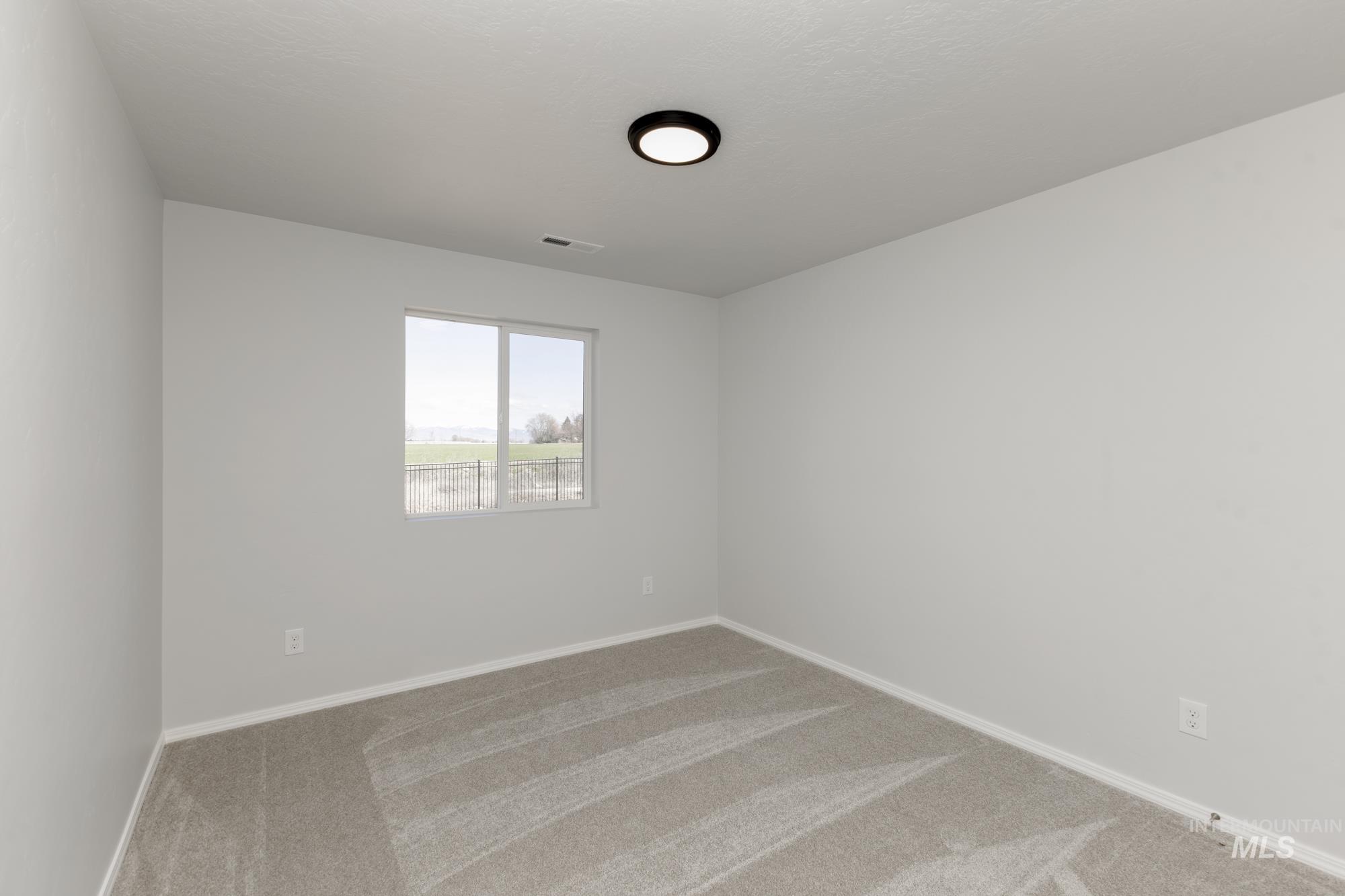 7286 E Shields Dr Property Photo 11