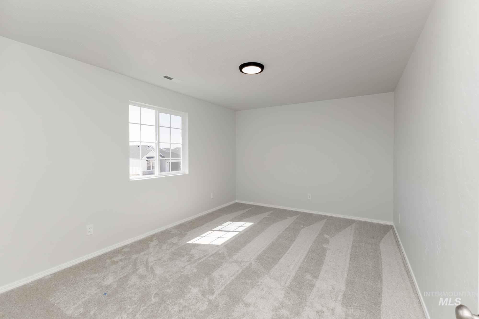 7286 E Shields Dr Property Photo 16