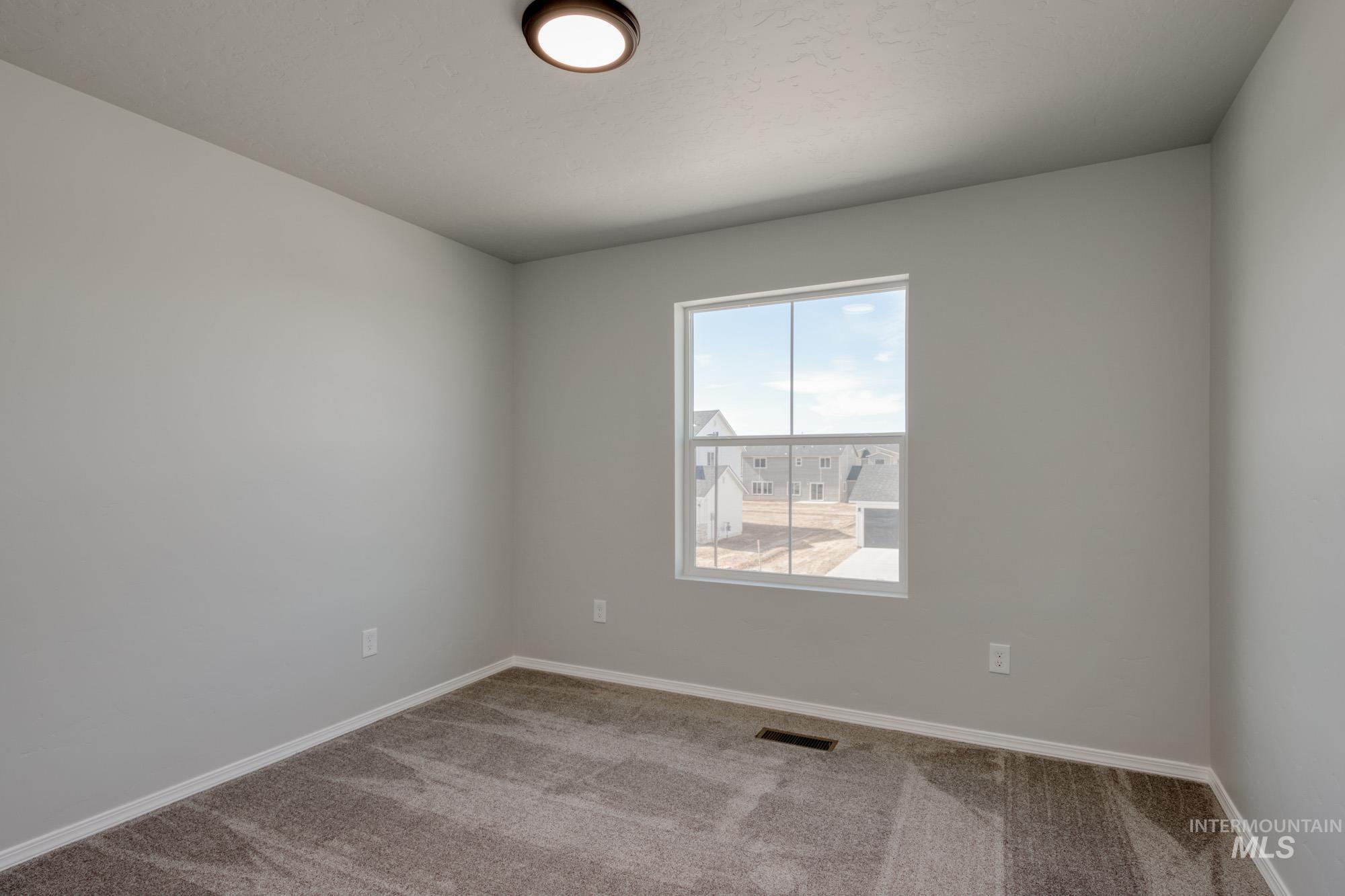 318 Chalcedony Ave Property Photo 17