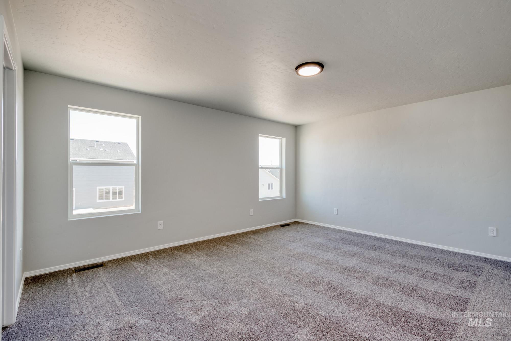 318 Chalcedony Ave Property Photo 25