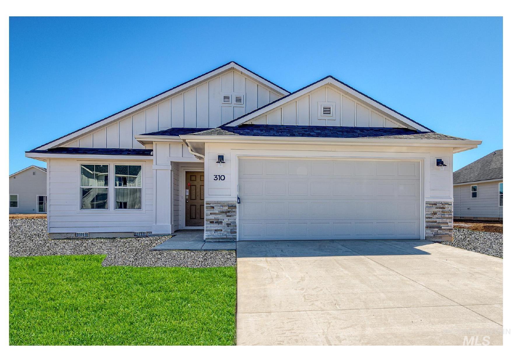 310 Chalcedony Ave Property Photo 1
