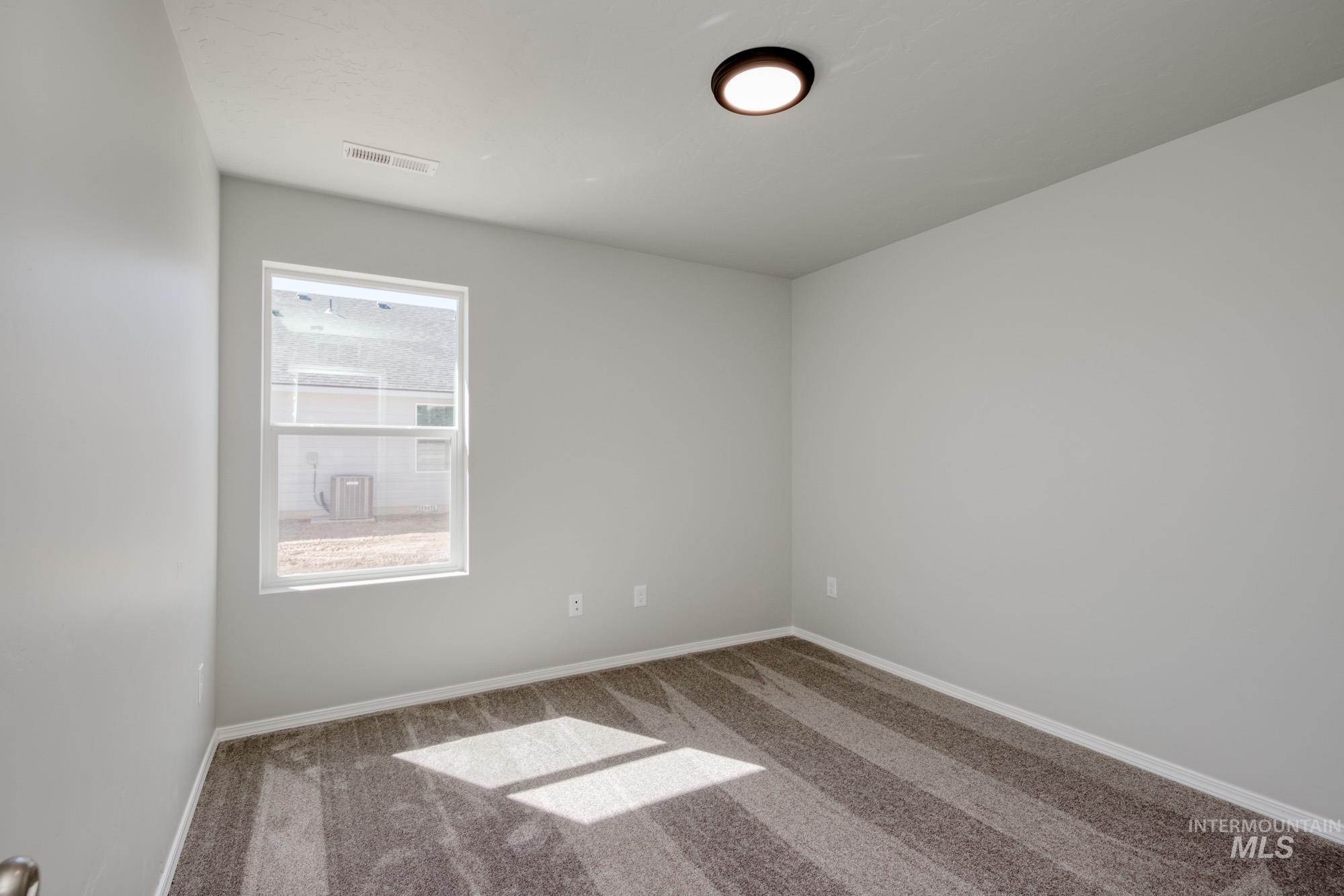 310 Chalcedony Ave Property Photo 14