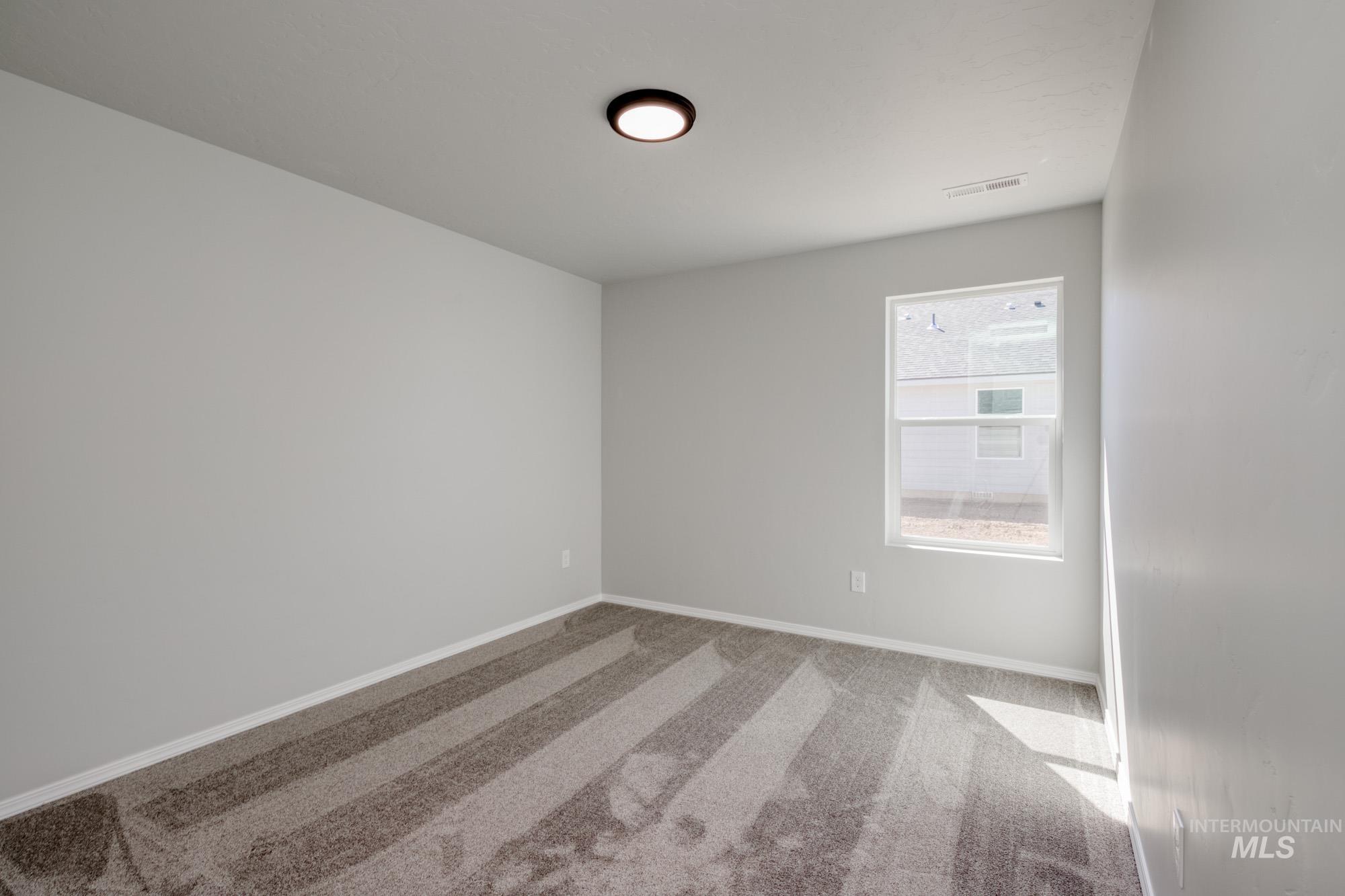 310 Chalcedony Ave Property Photo 15