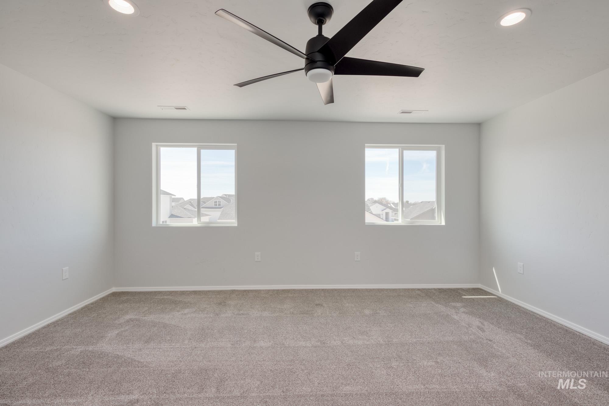 207 Goldstone Ave Property Photo 24