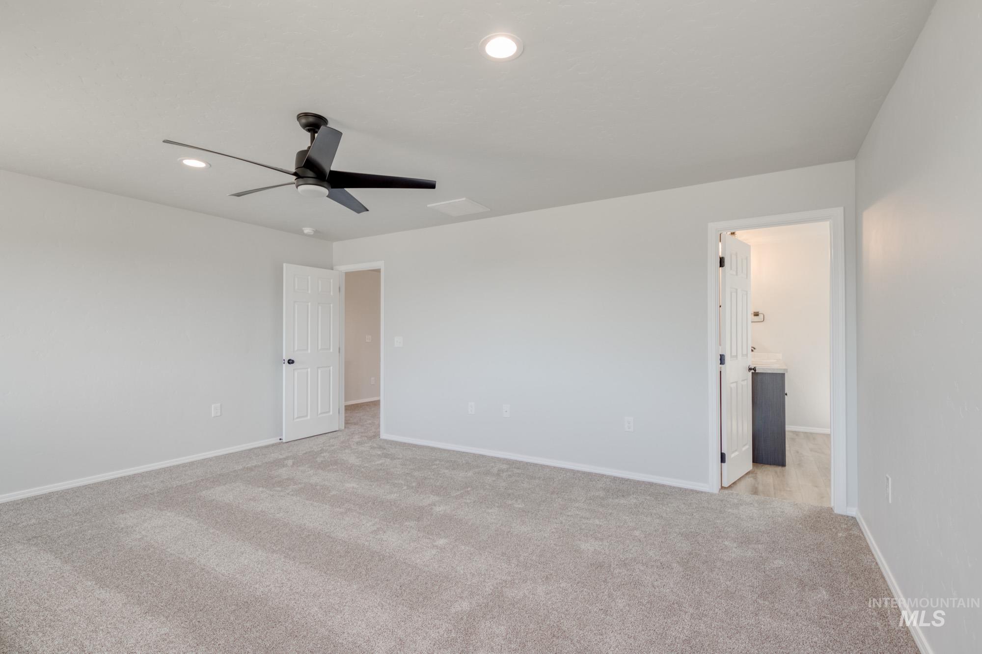 207 Goldstone Ave Property Photo 25