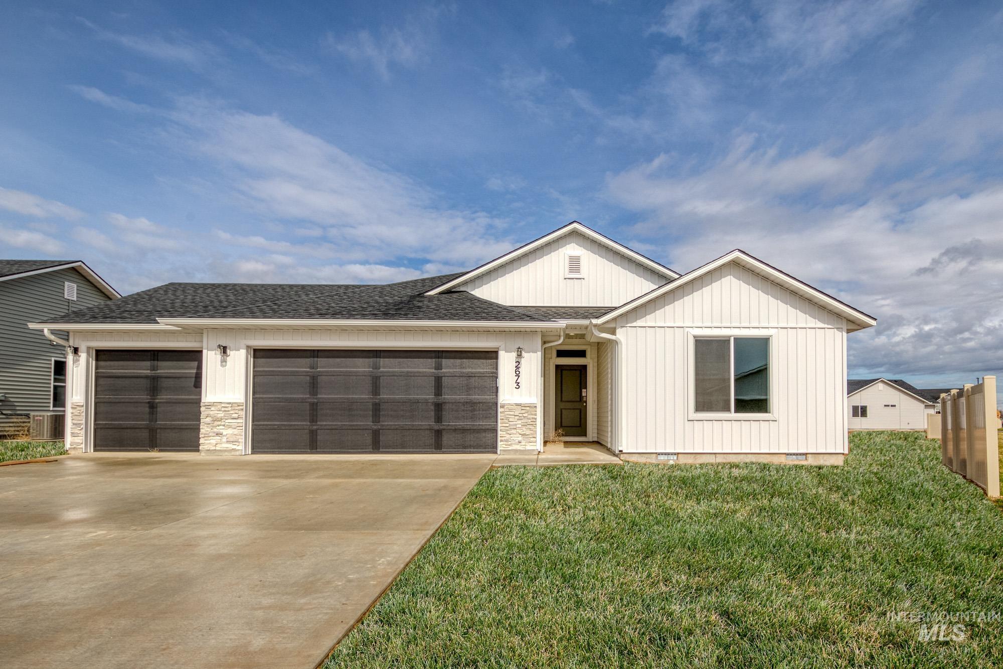 2673 N Arroyo Vista Way Property Photo