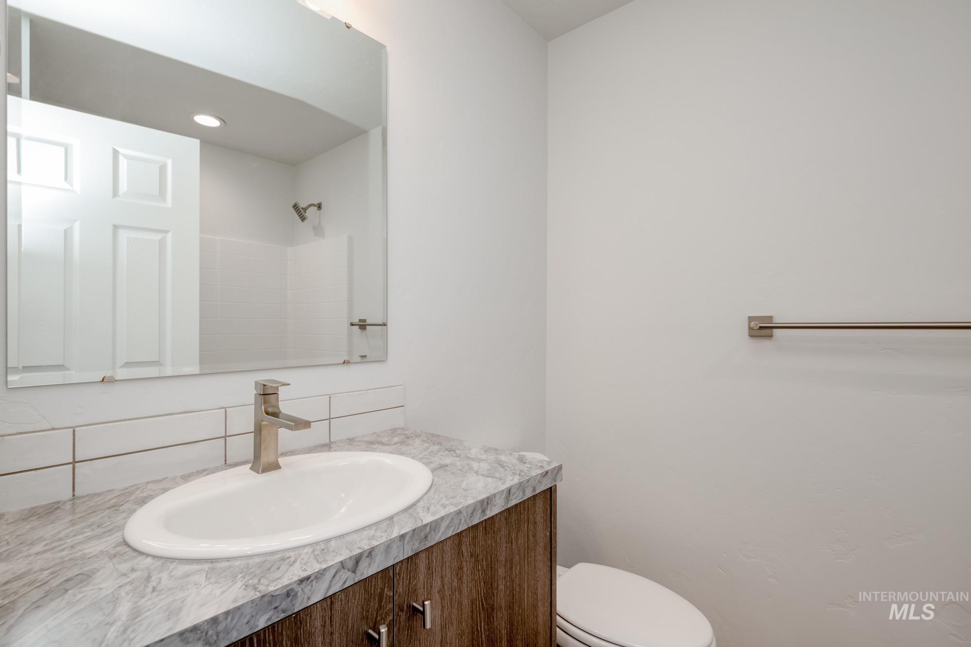 2372 W Opalite Dr Property Photo 13
