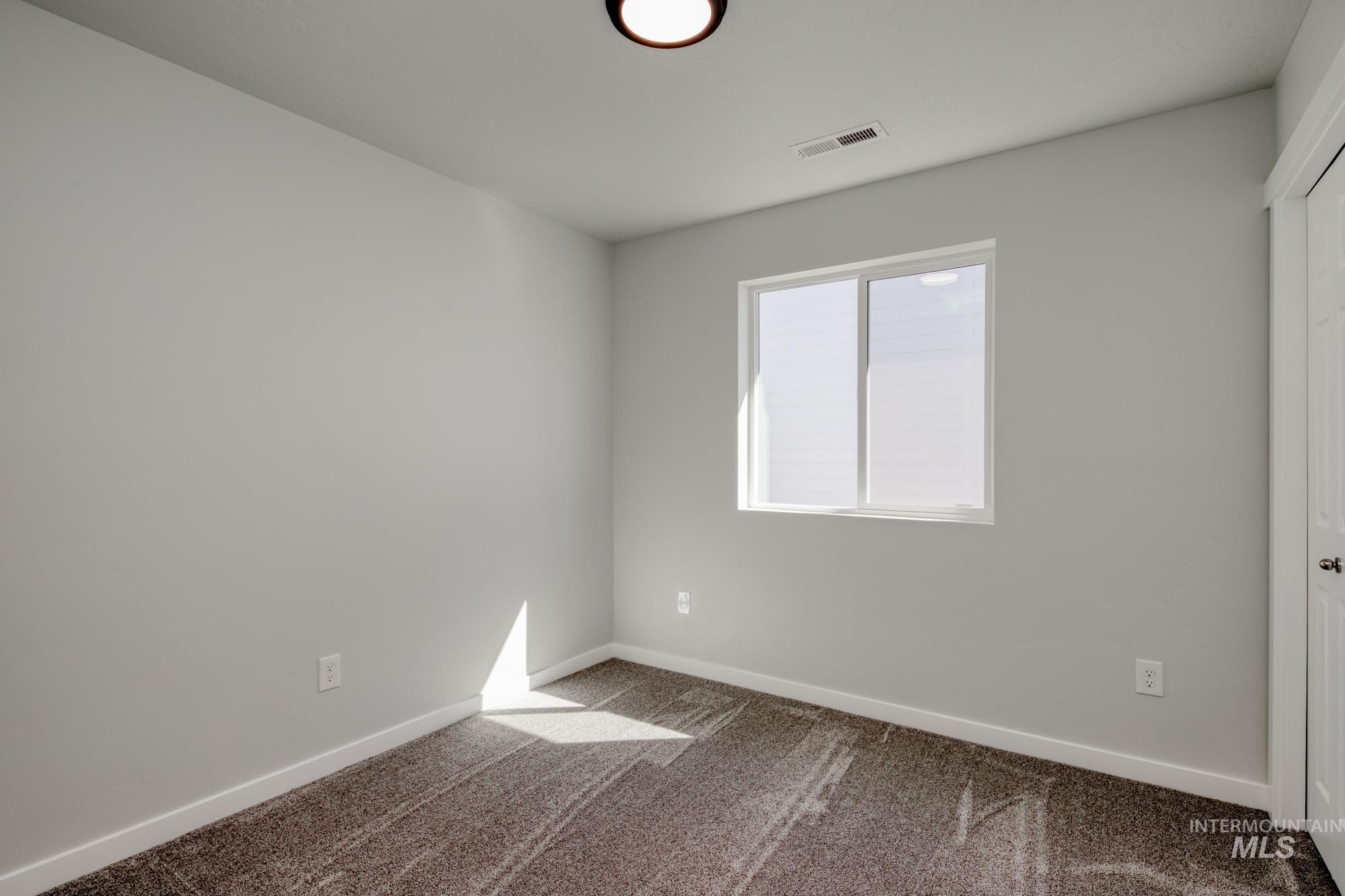 2372 W Opalite Dr Property Photo 16