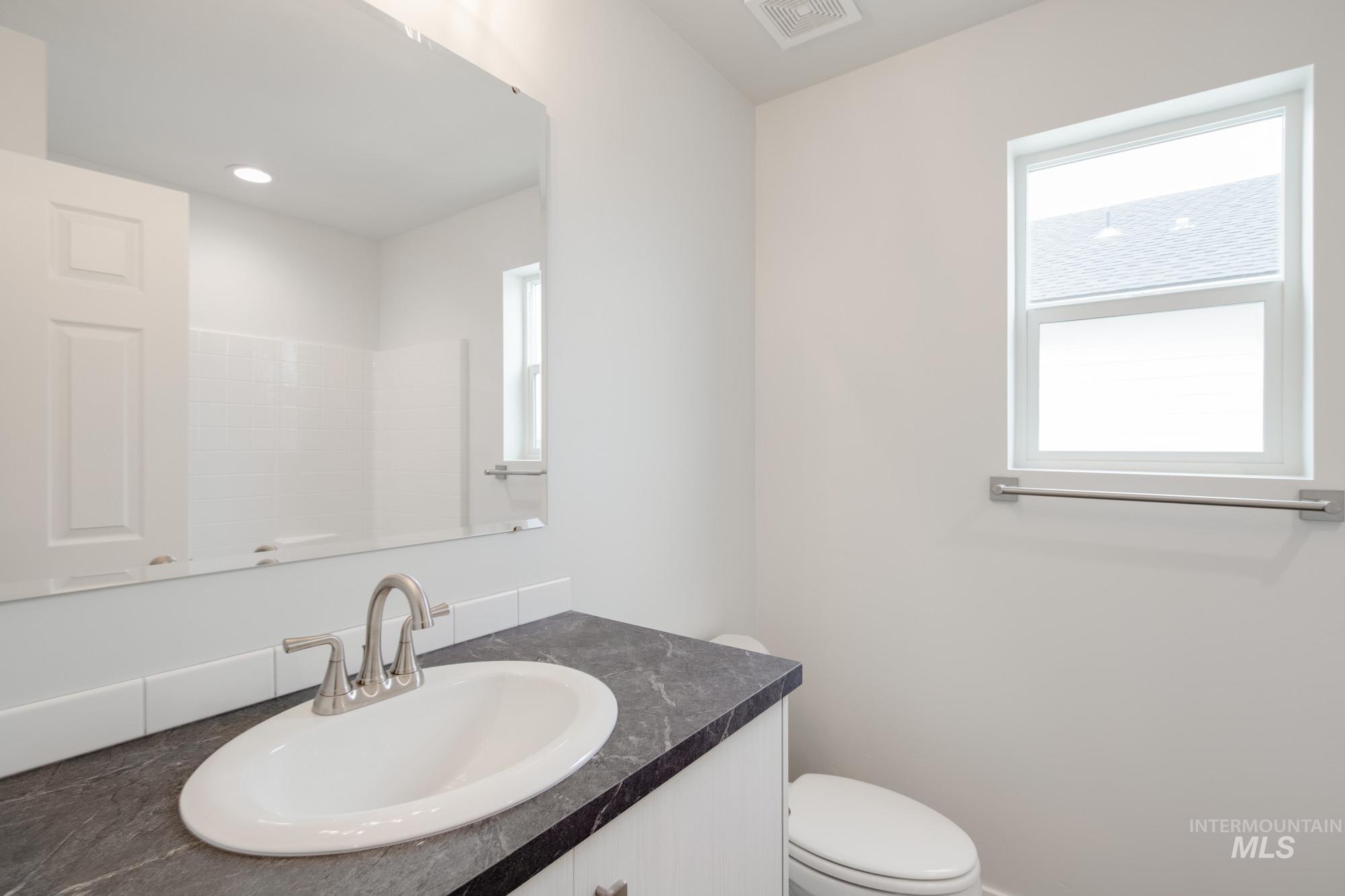 2348 W Opalite Dr Property Photo 17